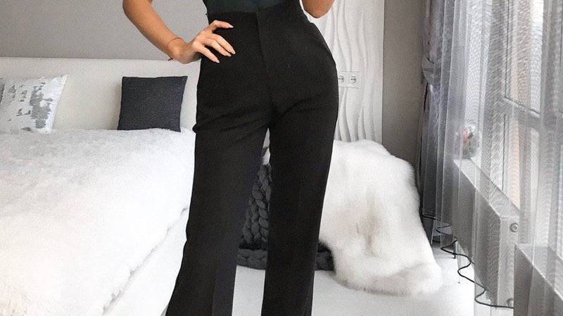 What to Wear to Graduation: Women's Guide