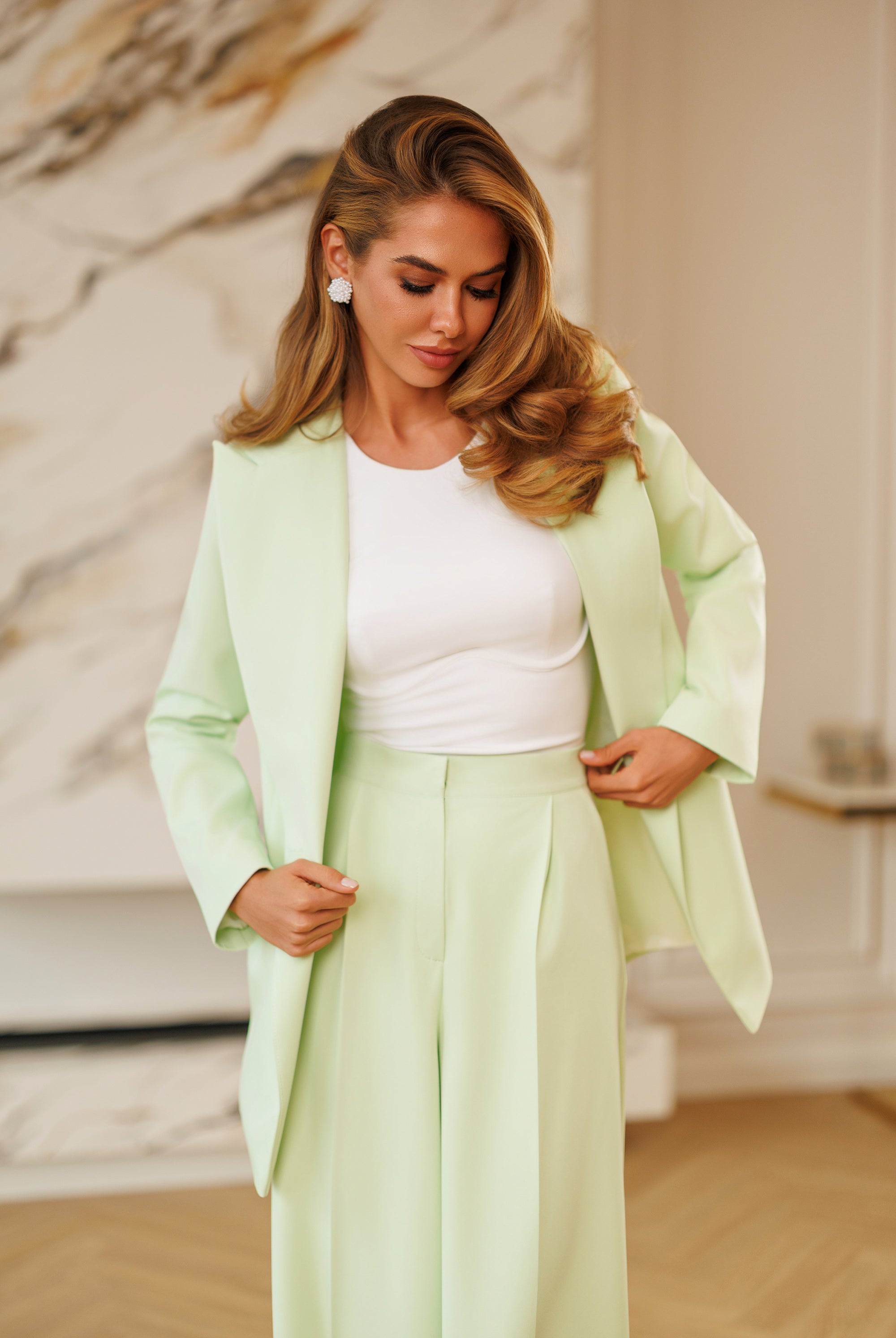 Selene Olive Single-Breasted Relaxed-Fit Suit 2-Piece - close-up detail | ELAGIA