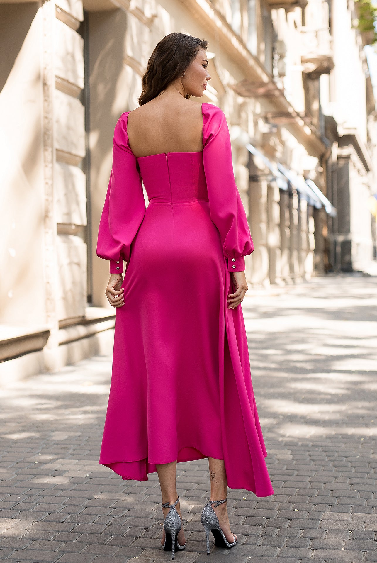 ELAGIA crimson puff-sleeve midi dress sleeve detail - voluminous puff sleeves purple business suit women design