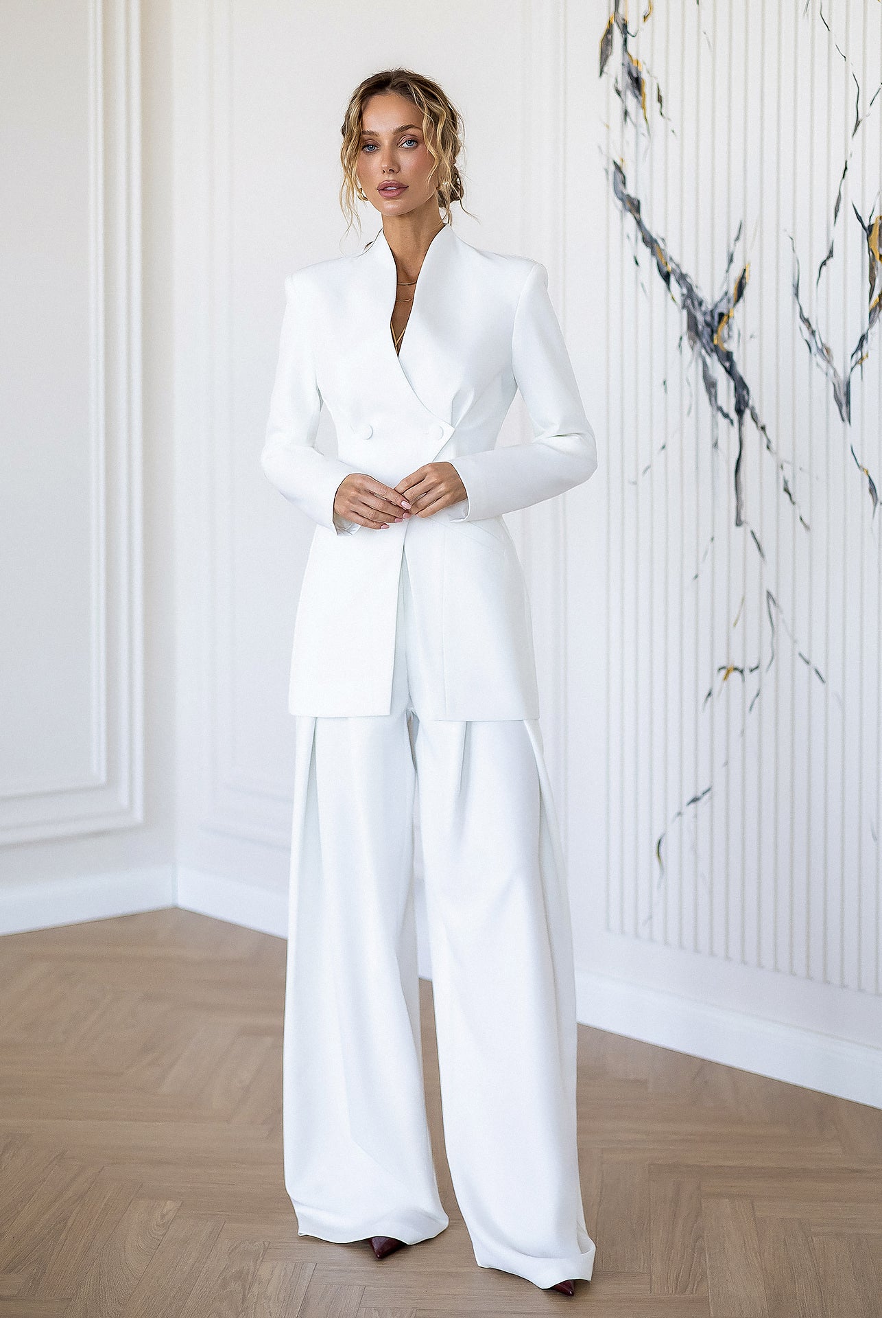 ELAGIA Avra White Asymmetric Double-Breasted Longline Blazer Suit 2-Piece sleeve detail - 3 piece women's suit craftsmanship
