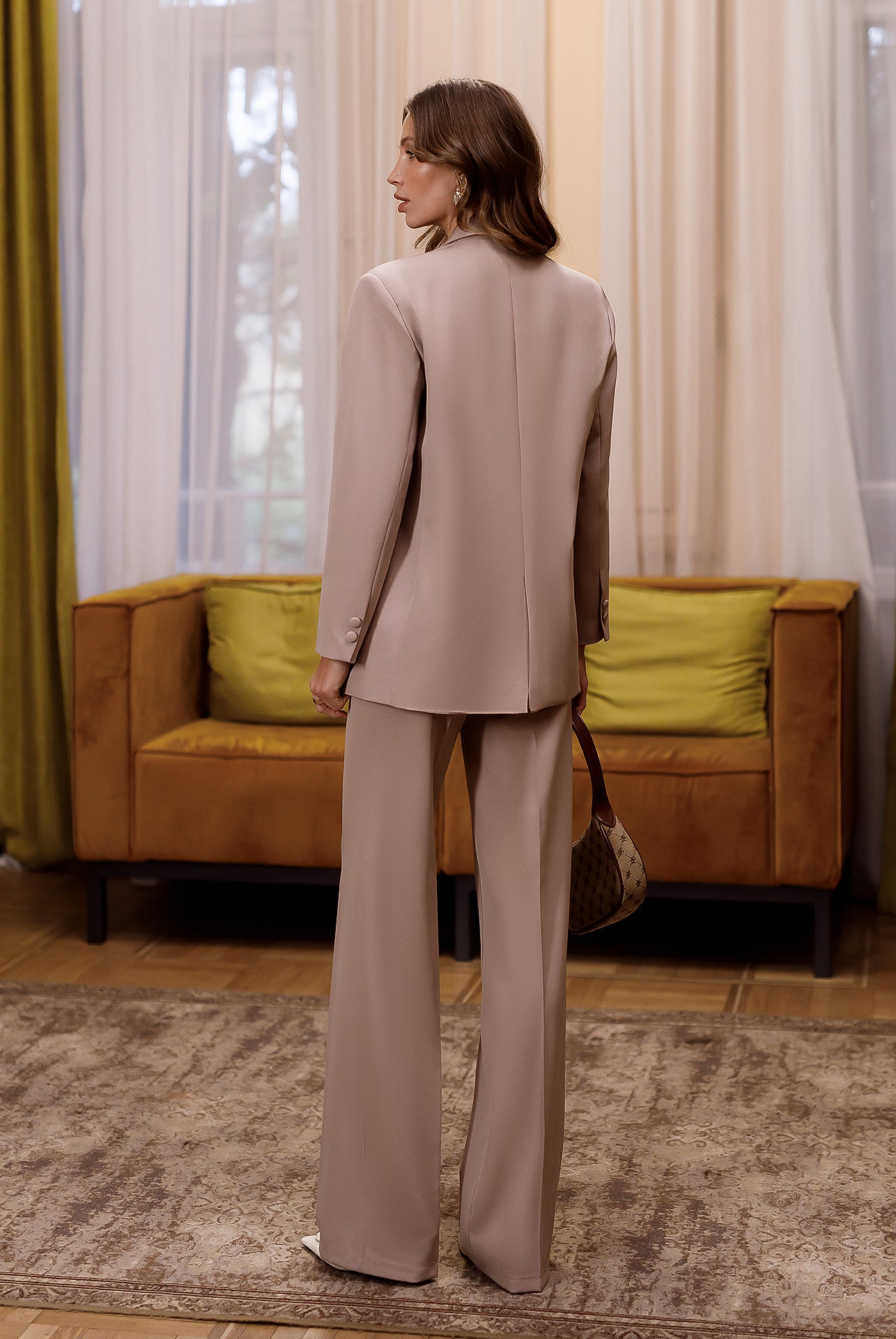 Gloria Mocco Single-Breasted Suit 2-Piece - styled look | ELAGIA