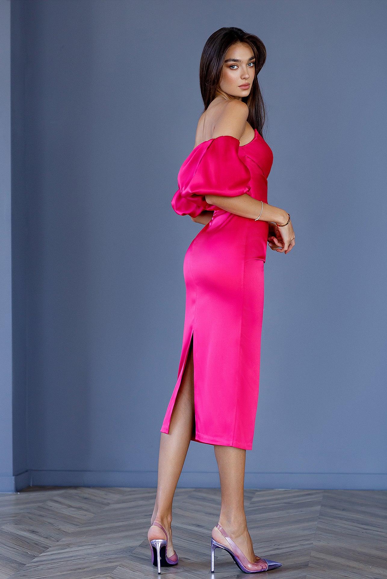 ELAGIA crimson satin sweetheart puff-sleeve midi dress sleeve detail - 3 piece women's suit purple business suit women