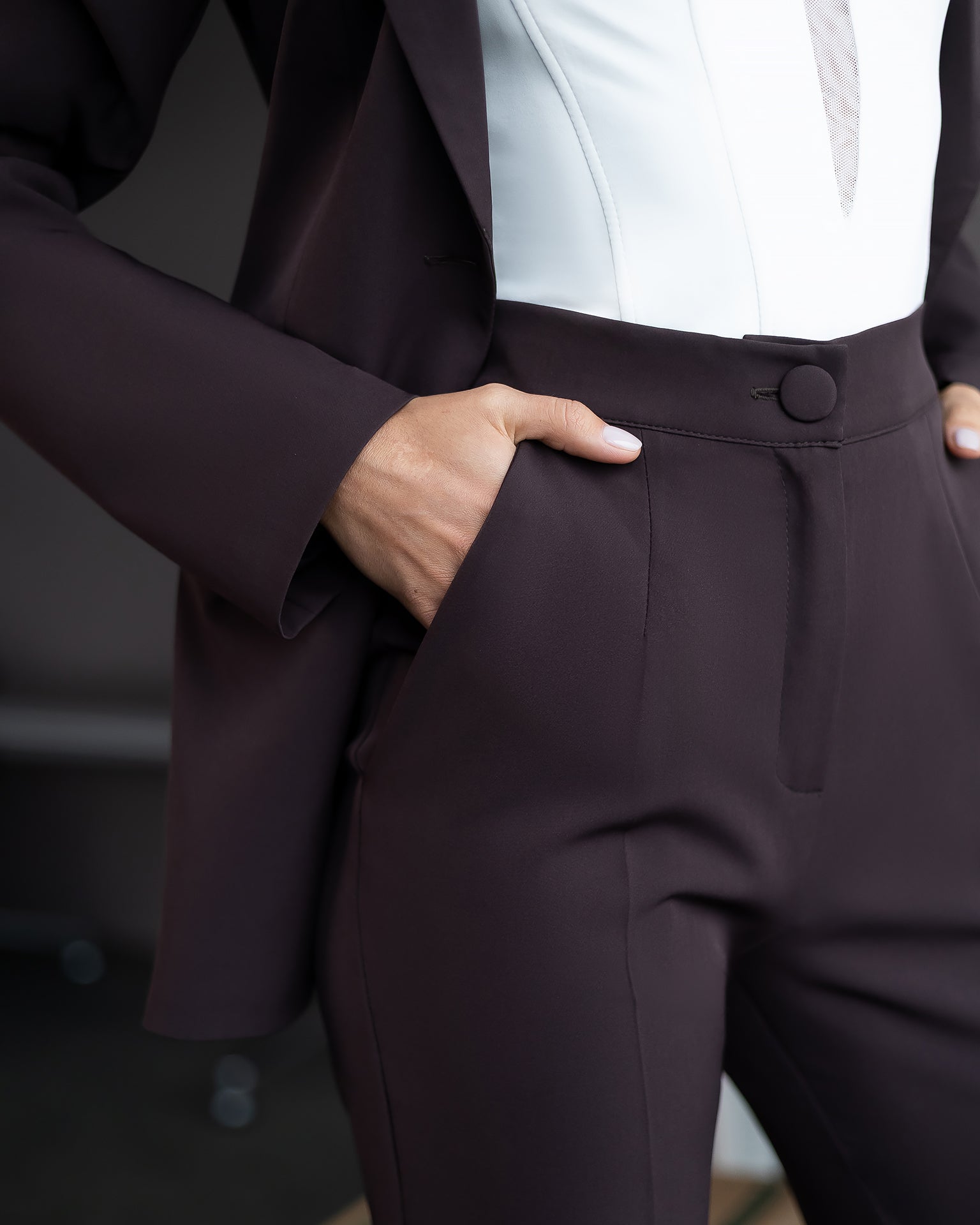 ELAGIA Serelle Brown Single-Breasted Suit 2-Piece front view - 3 piece women's suit purple business suit women