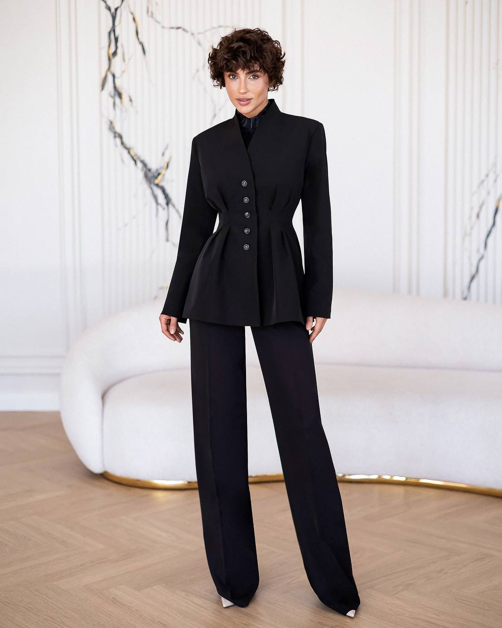 Vivienne Black Collarless Single-Breasted Suit 2-Piece – ELAGIA