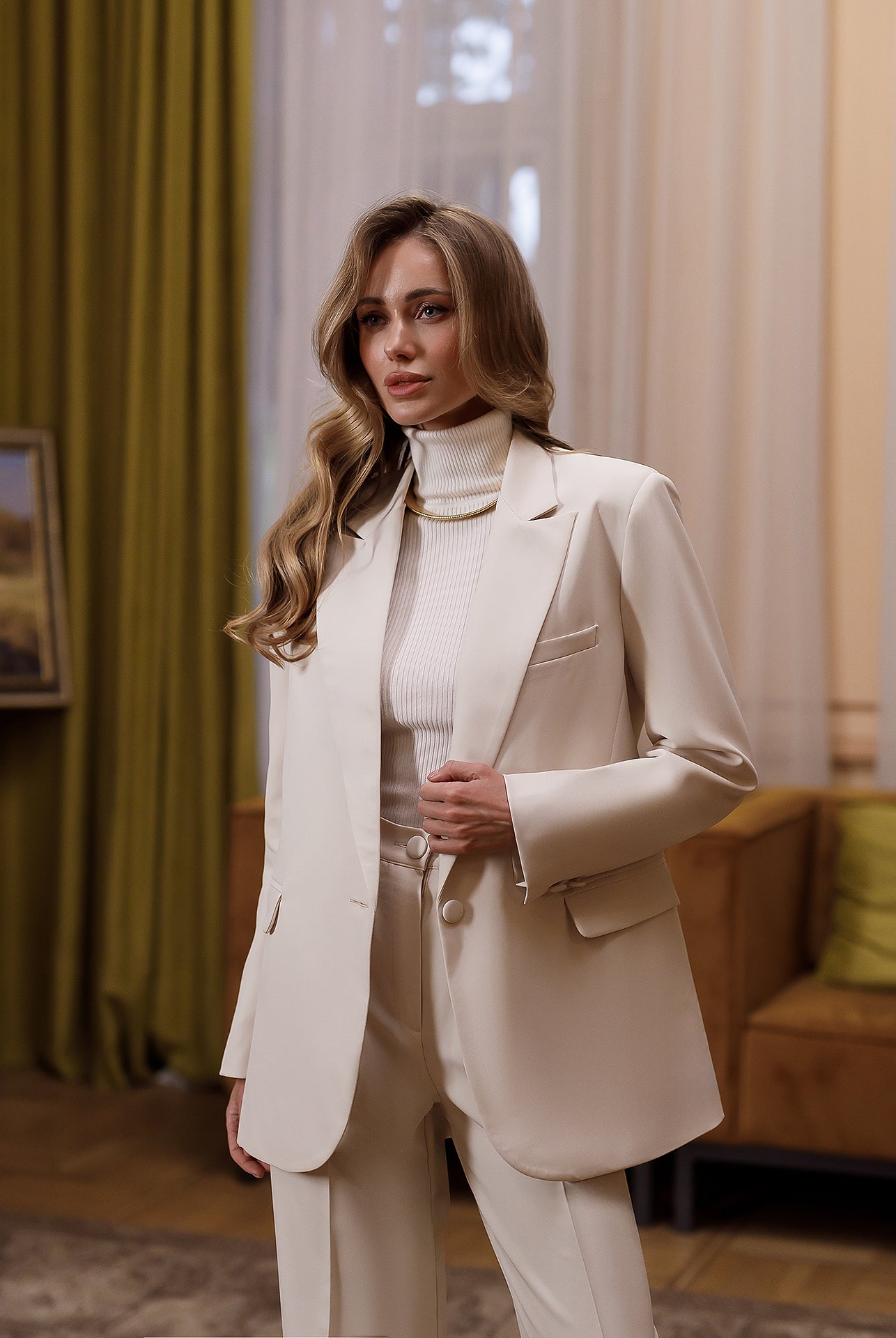 Gloria White Single-Breasted Suit 2-Piece - view 9 | ELAGIA