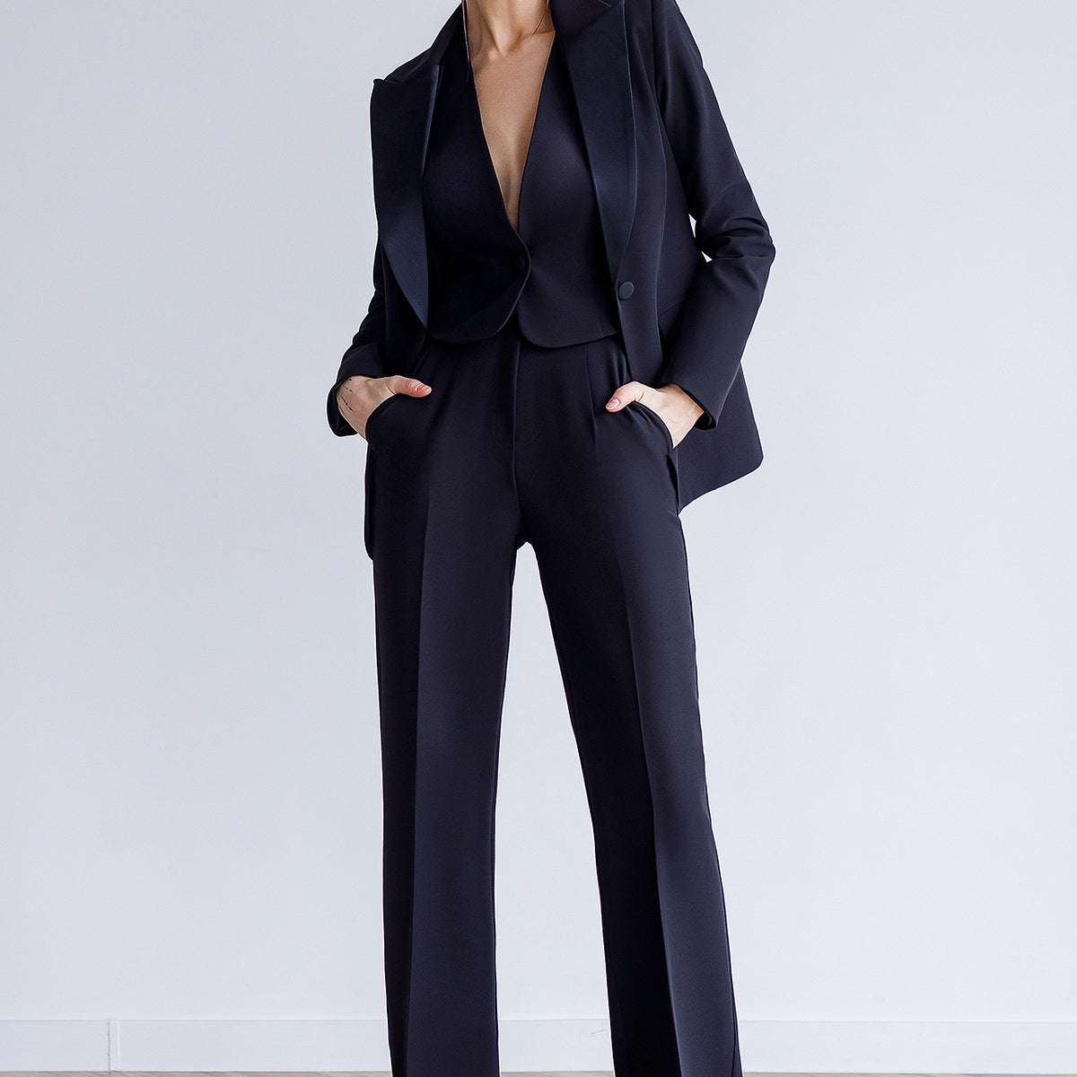 3 Piece Women's Suit Black Single-Breasted 3 Piece Women's Suit Black Single-Breasted