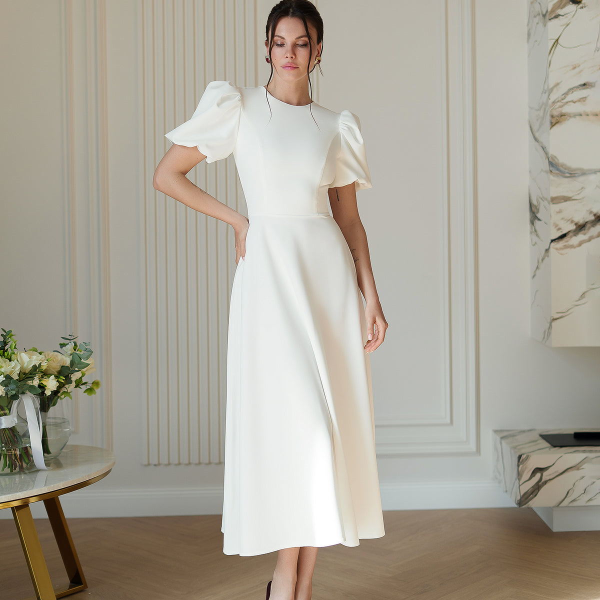 Shirring Round Neck Puff Sleeve Midi Dress main image 0