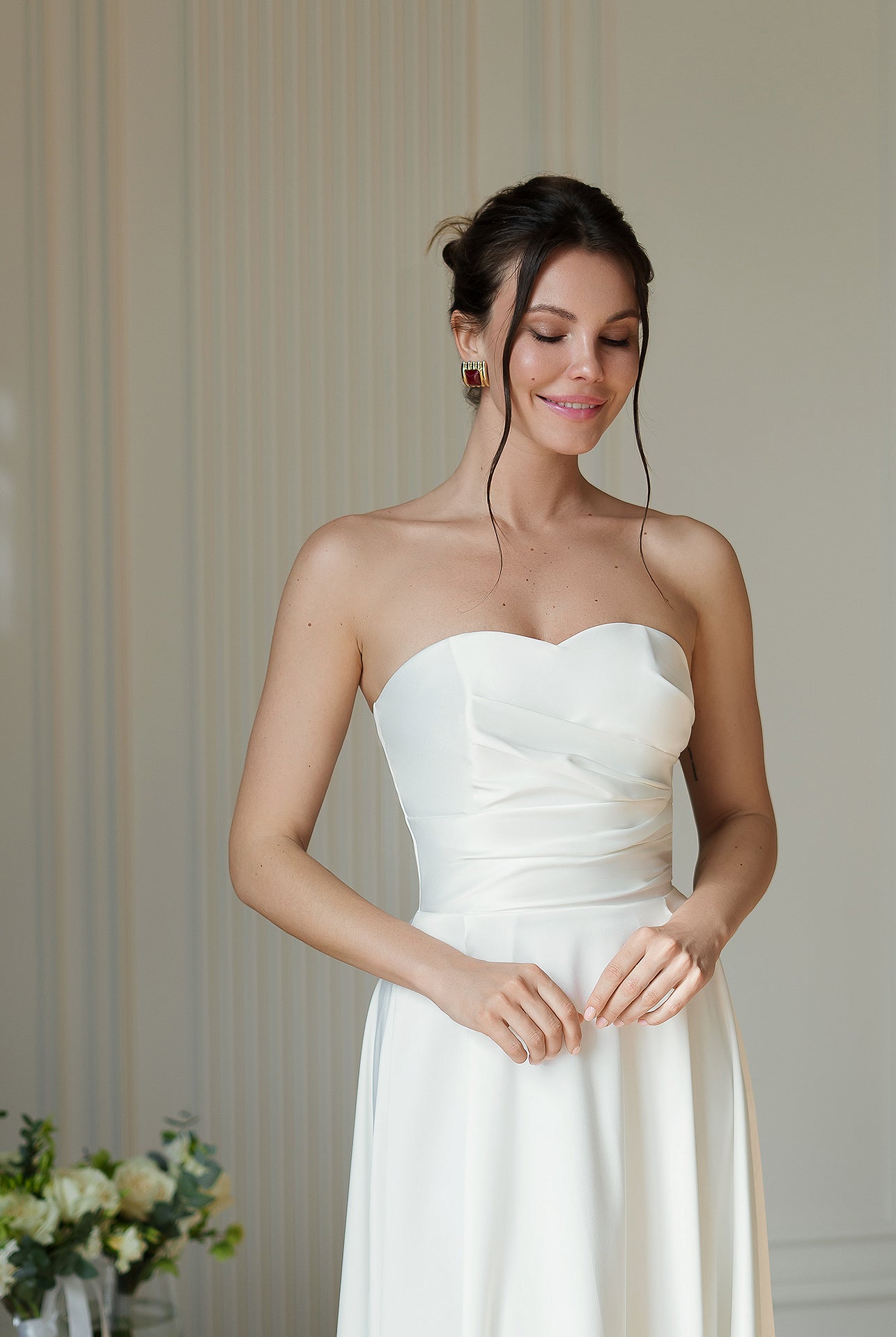 Nova White Satin Strapless Sweetheart Midi Dress - view 9 | ELAGIA