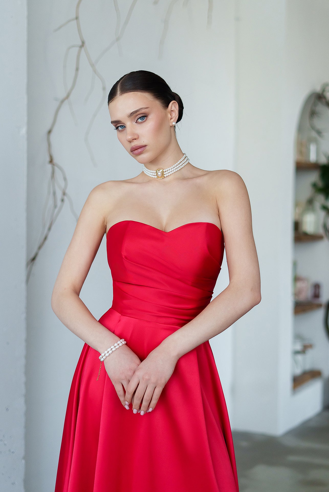 Nova Red Satin Strapless Sweetheart Midi Dress - view 9 | ELAGIA