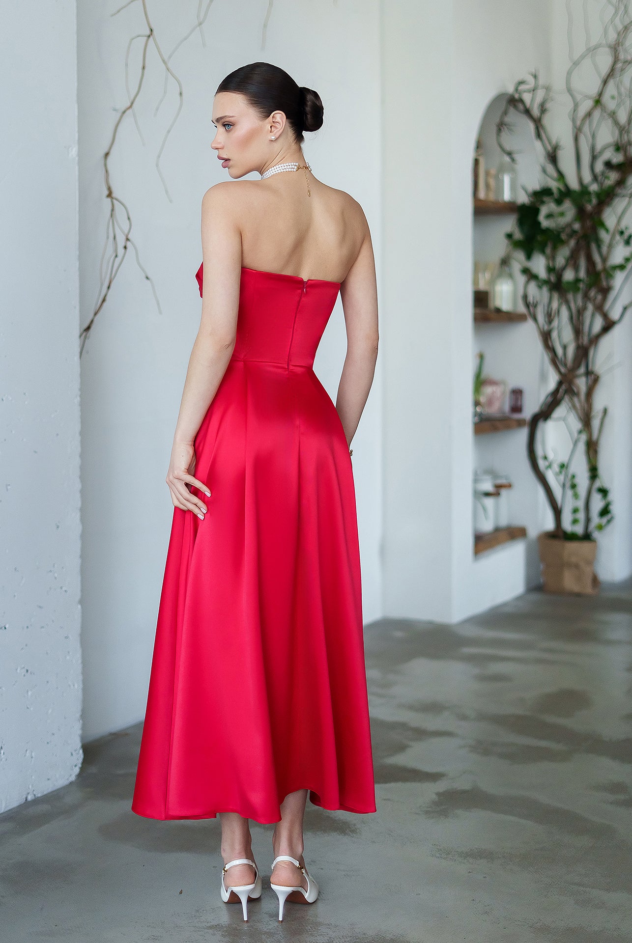 Nova Red Satin Strapless Sweetheart Midi Dress - view 8 | ELAGIA