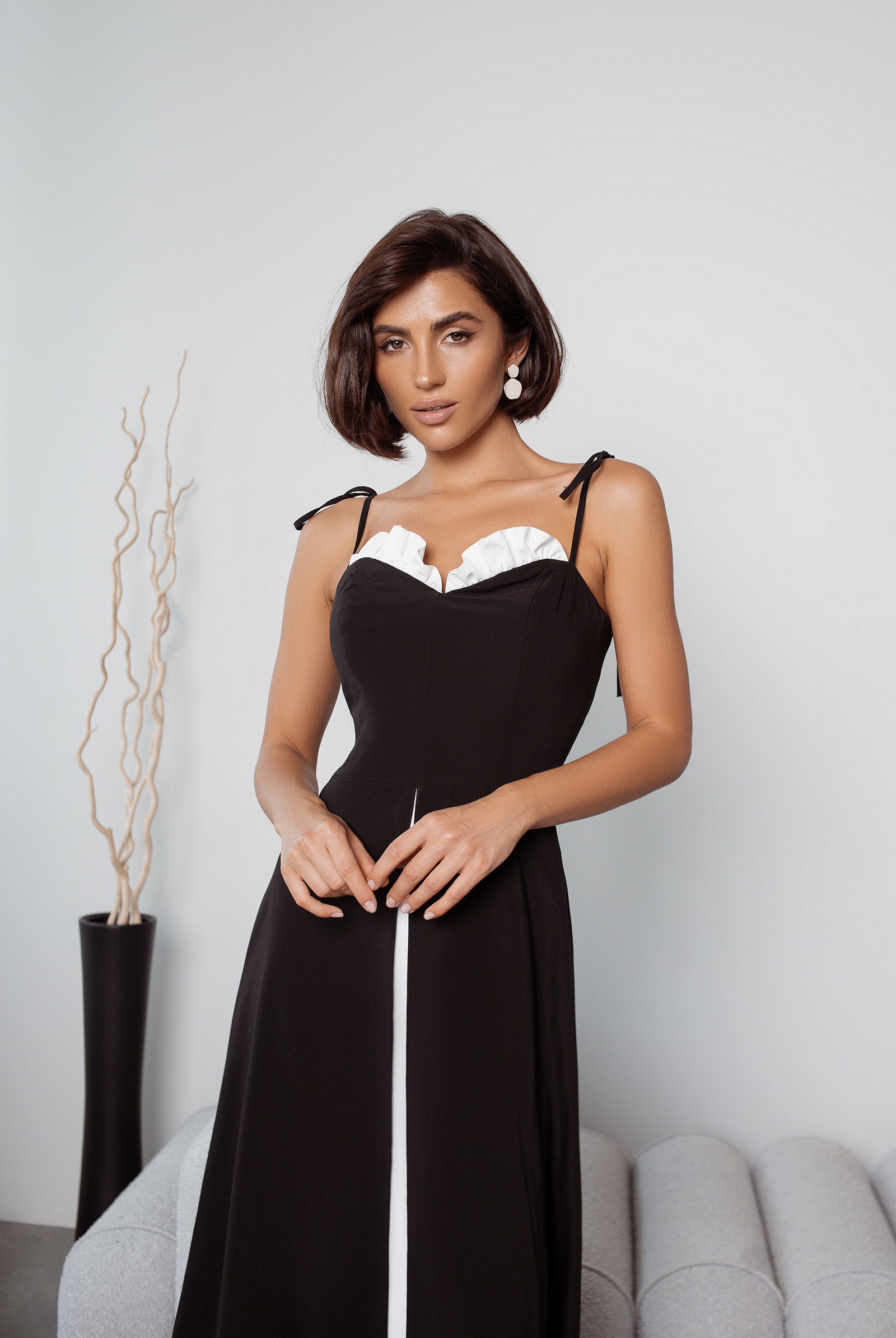 Black Strappy Sweetheart Midi Dress - styled look | ELAGIA