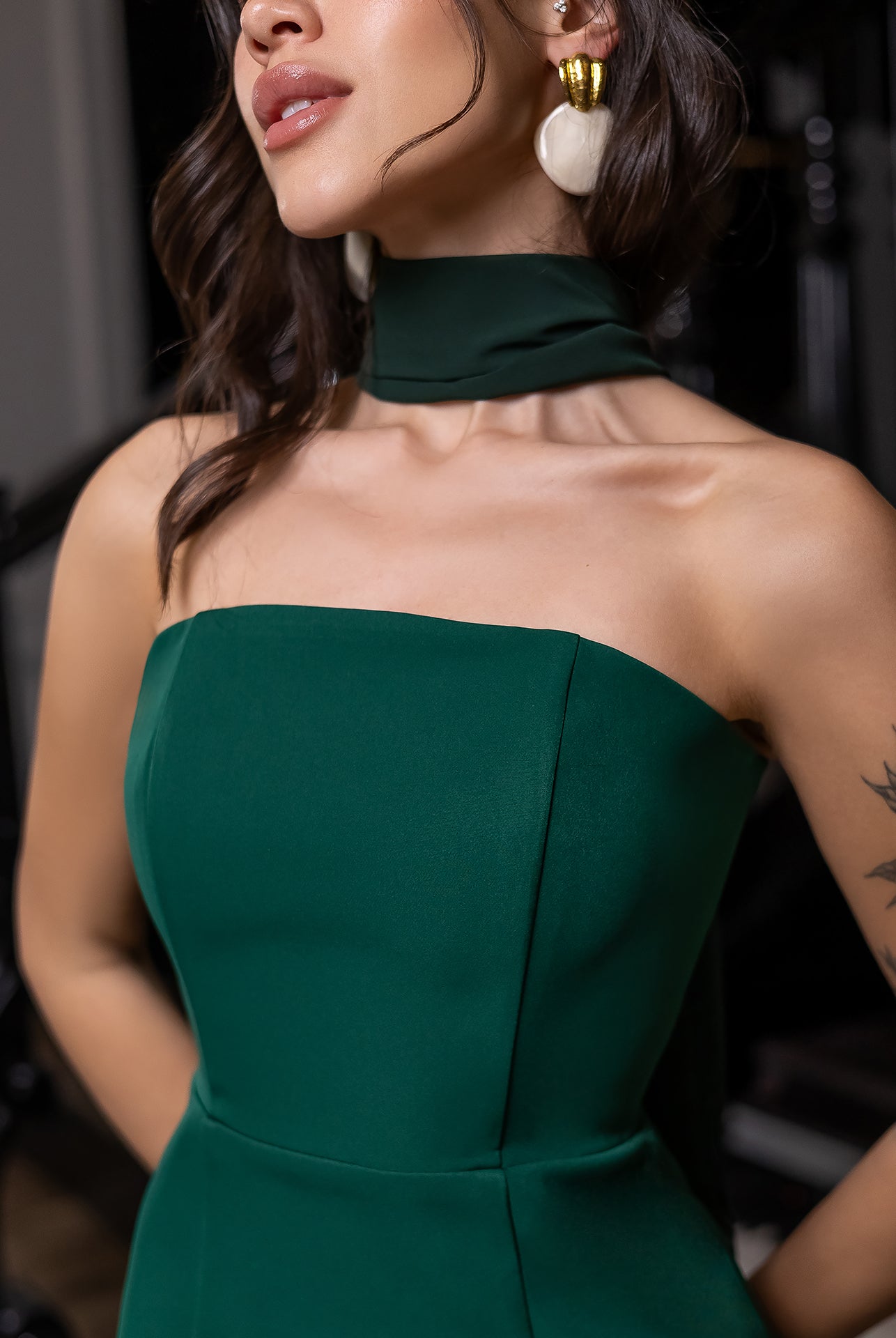 Green Strapless Back Scarf Overskirt Maxi Dress - close-up detail | ELAGIA