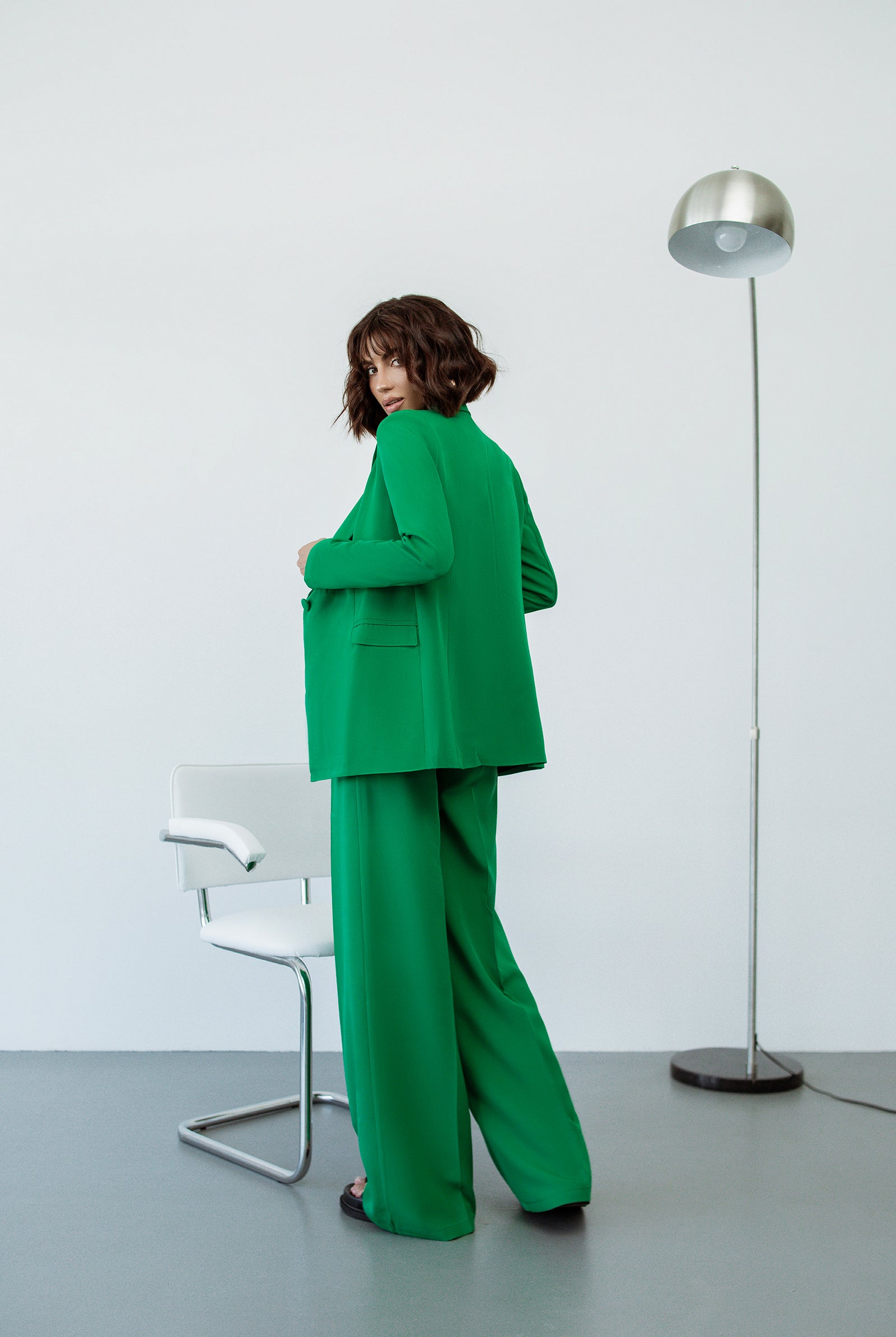 Green Single-Breasted Suits 2-Piece - back view | ELAGIA