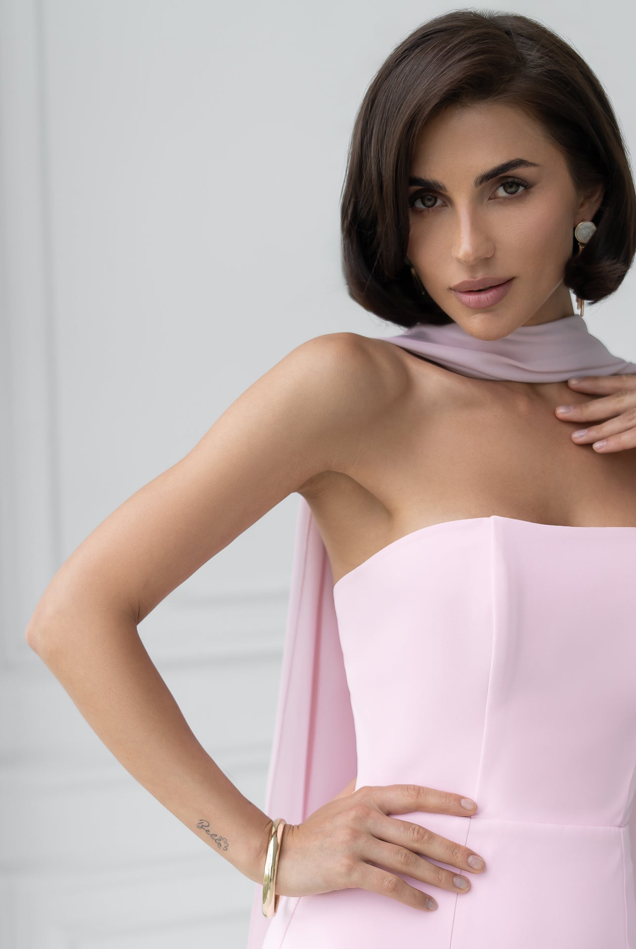 Dusty-Pink Strapless Back Scarf Overskirt Maxi Dress - close-up detail | ELAGIA