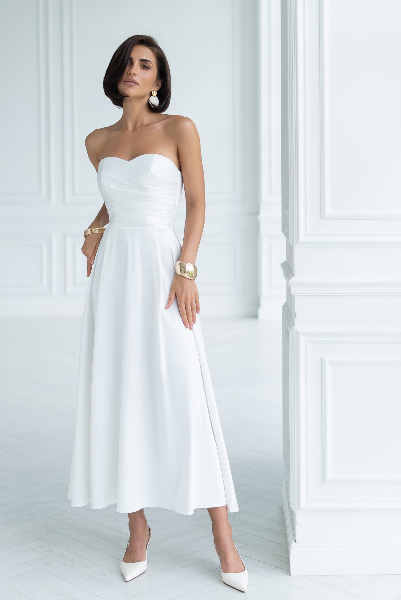 Nova White Satin Strapless Sweetheart Midi Dress - view 10 | ELAGIA