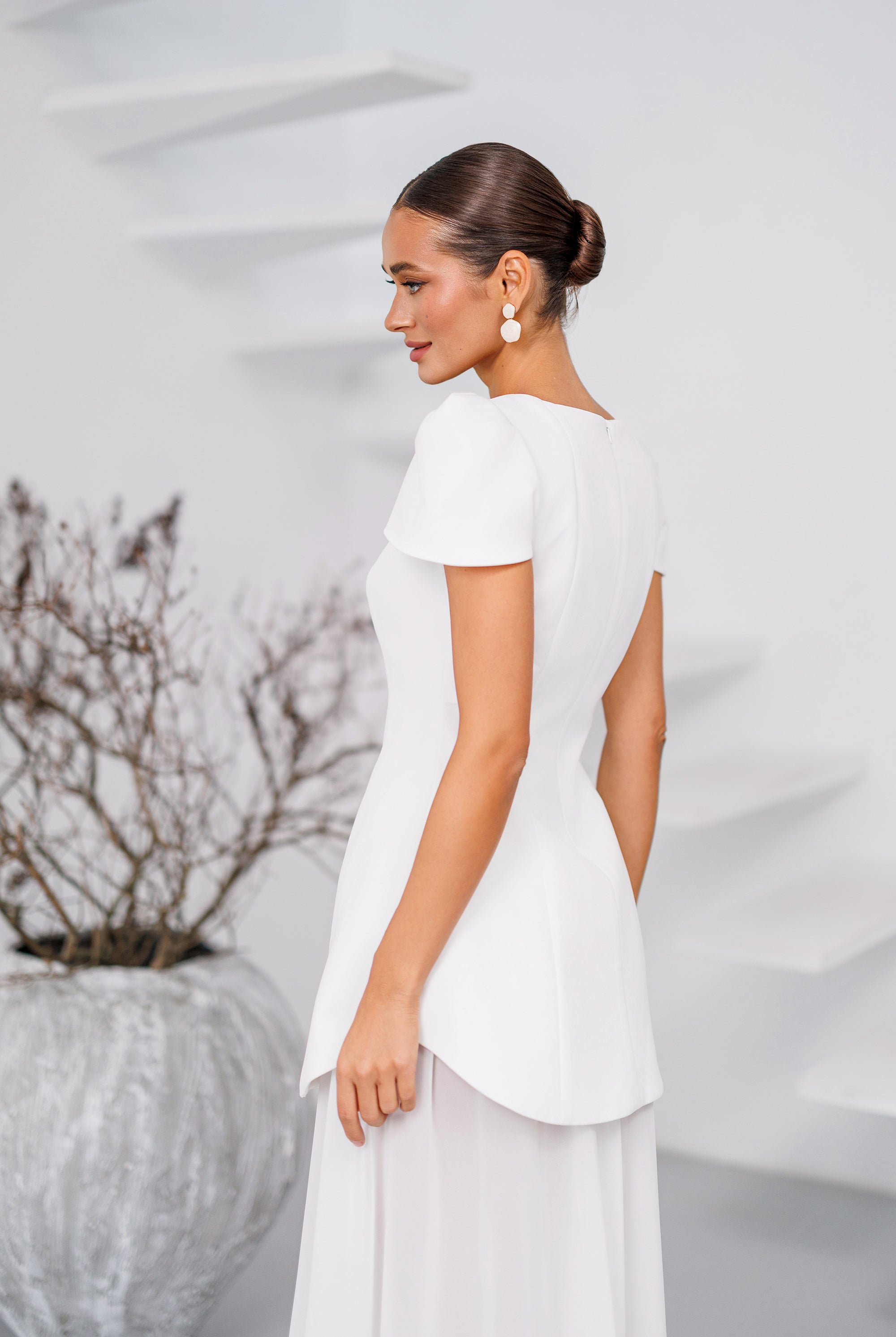 Elara White Square-Neck Puff-Sleeve Chiffon Maxi Dress - view 6 | ELAGIA