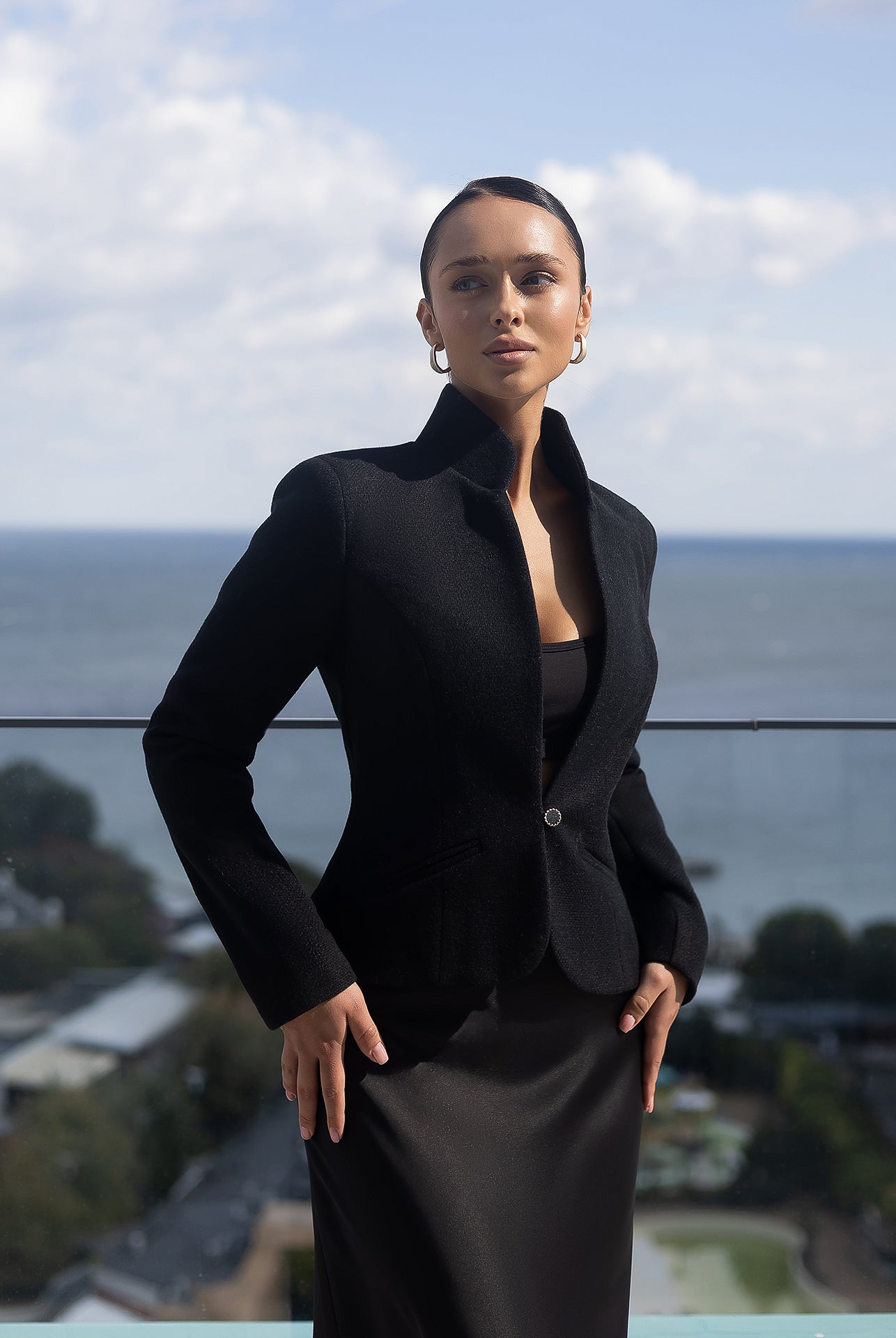 Julia Black Collarless Single-Breasted Blazer - view 8 | ELAGIA