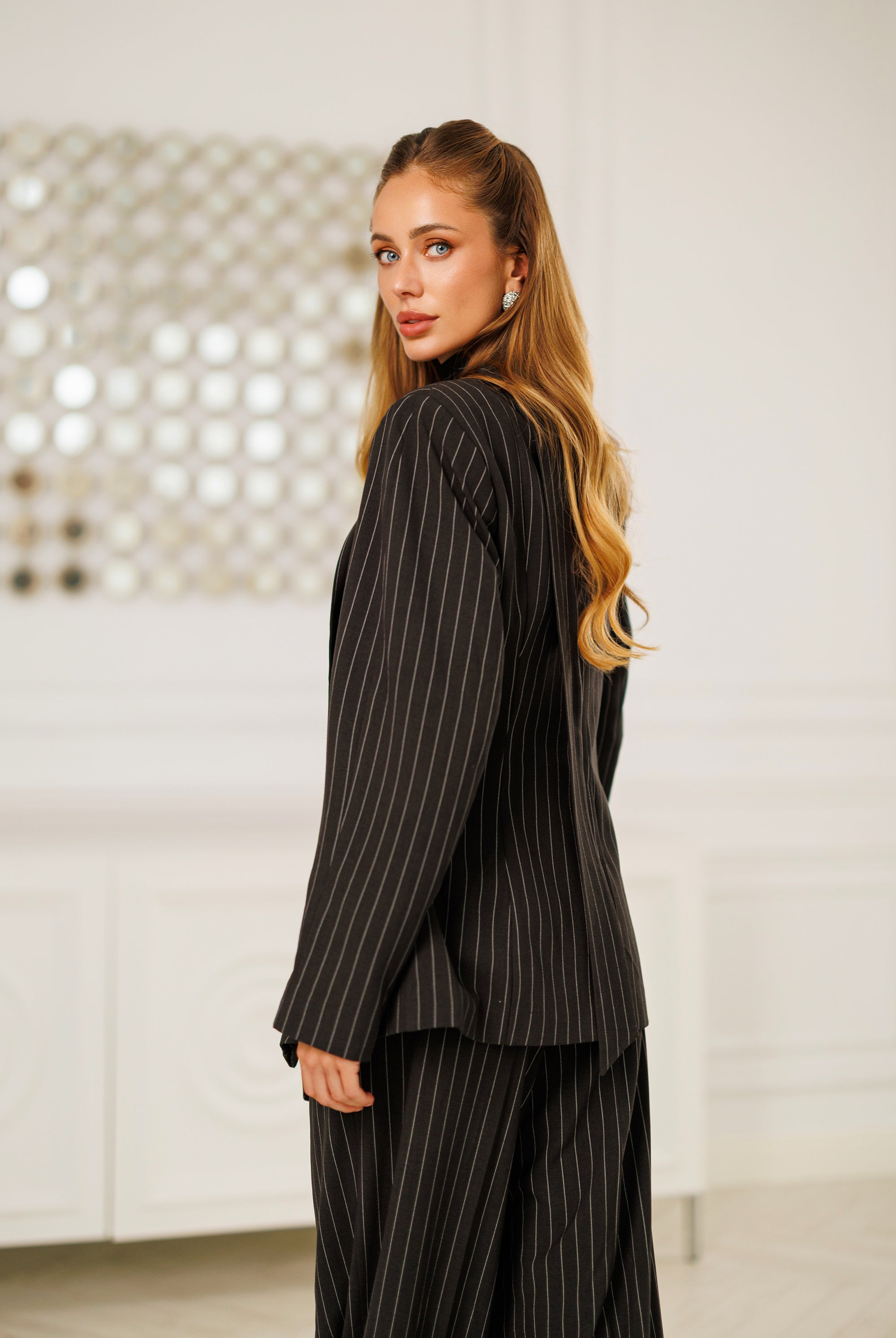Dark Grey Striped Scarf-Neck Single-Breasted Suit 2-Piece - view 9 | ELAGIA