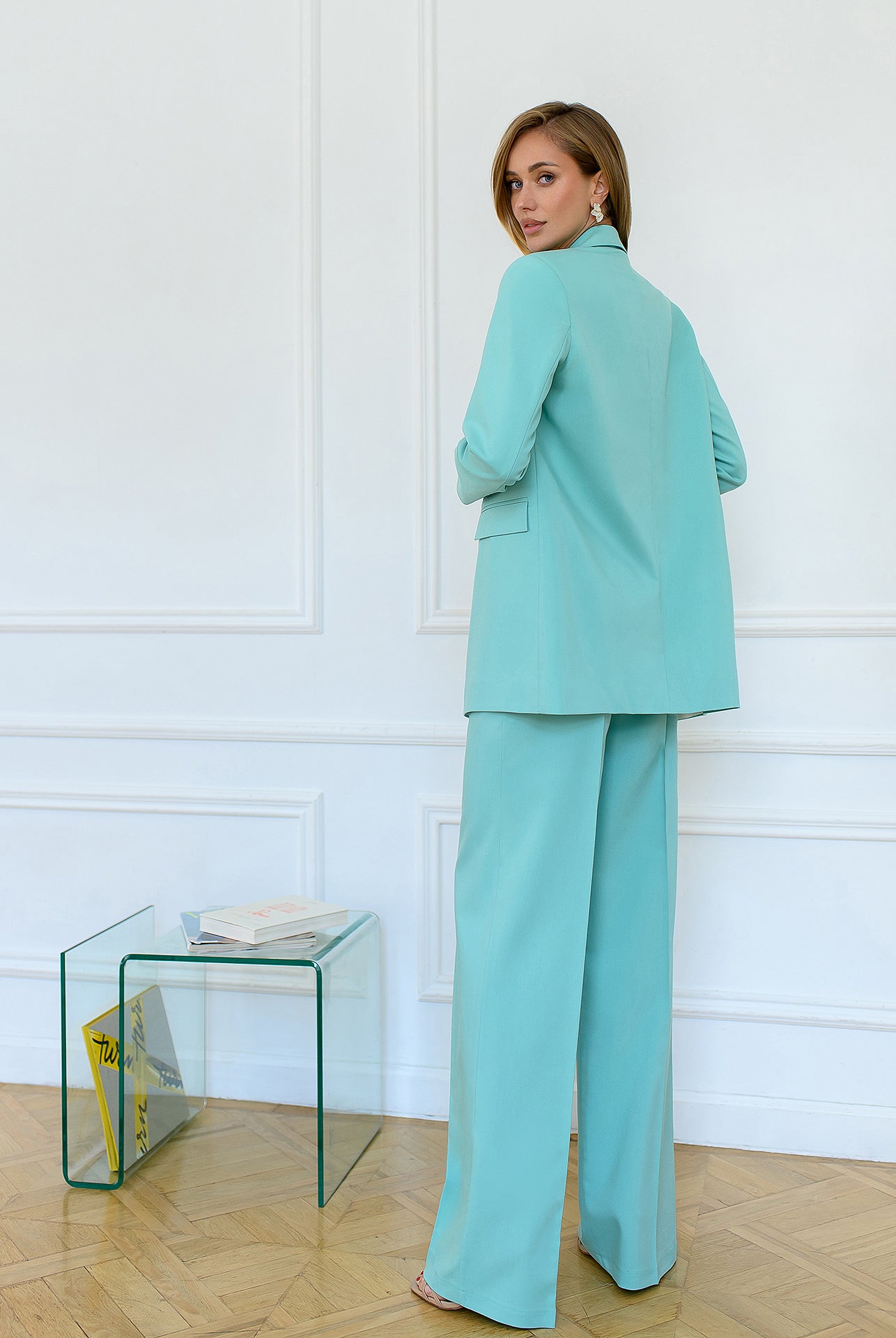 Tiffany-Blue Single-Breasted Oversized Suit 2-Piece - side view | ELAGIA