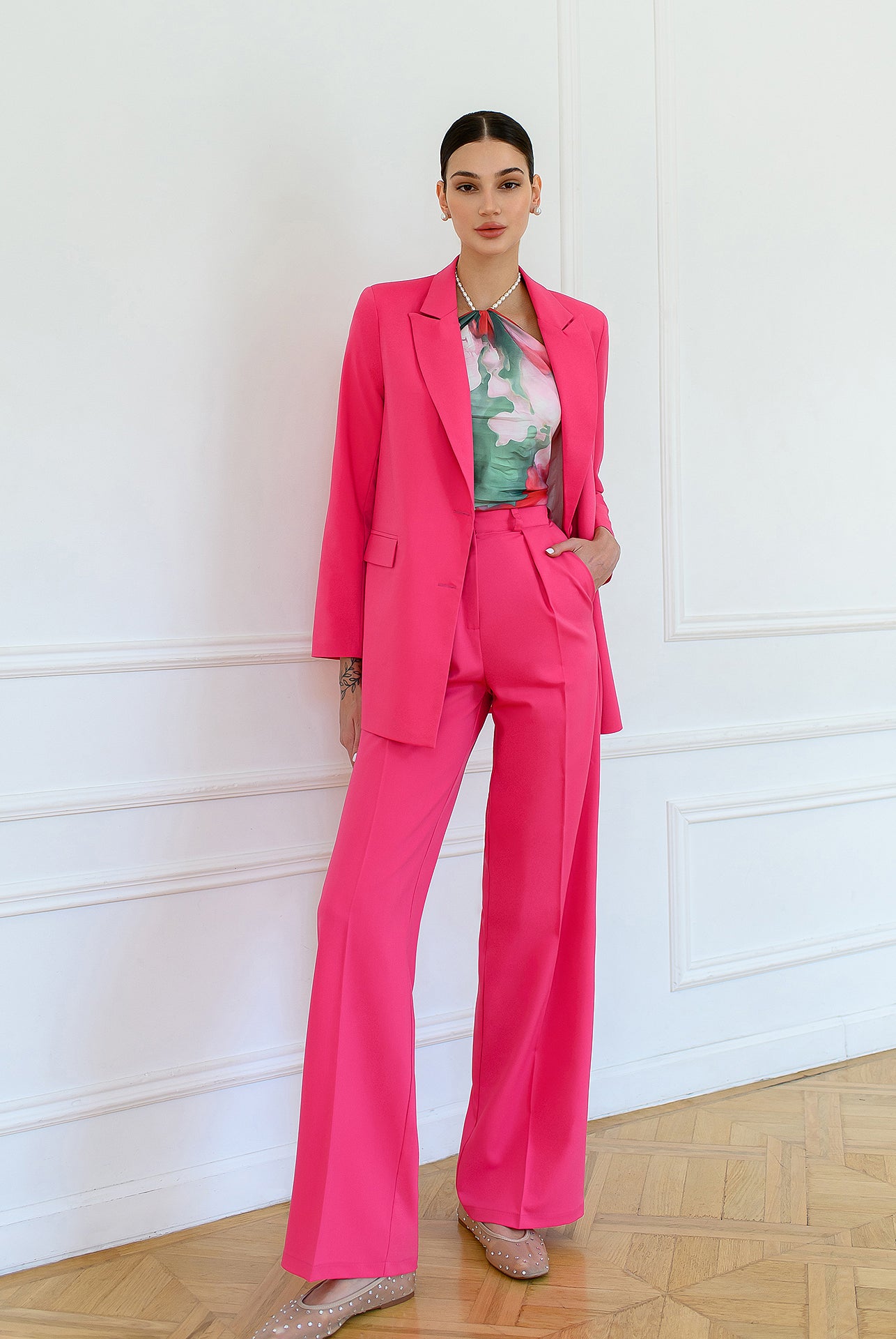 Crimson Single-Breasted Oversized Suit 2-Piece - front view | ELAGIA