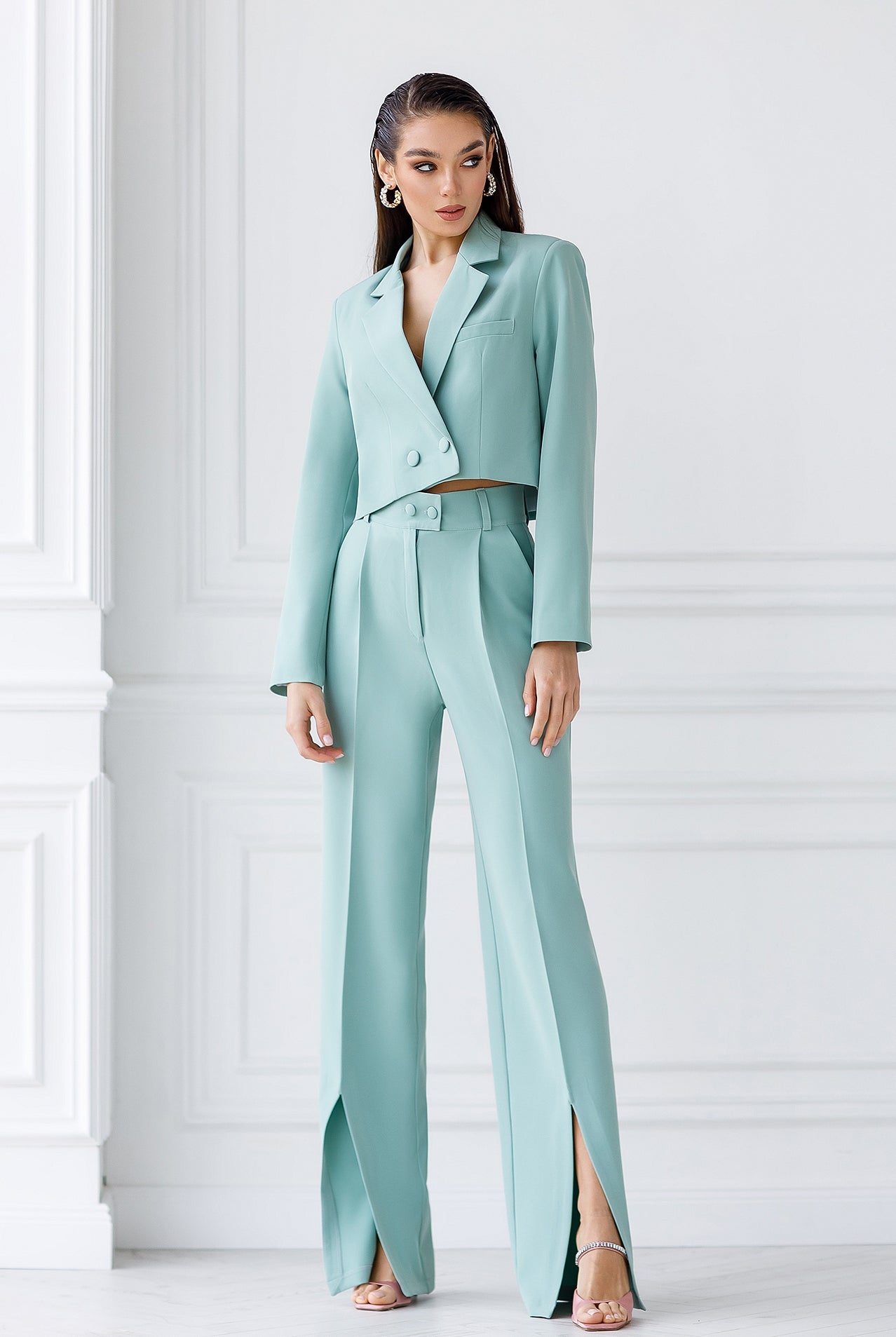 ELAGIA Olive Crop Jacket Suit 2-Piece full outfit styling - chic 3 piece women's suit alternative