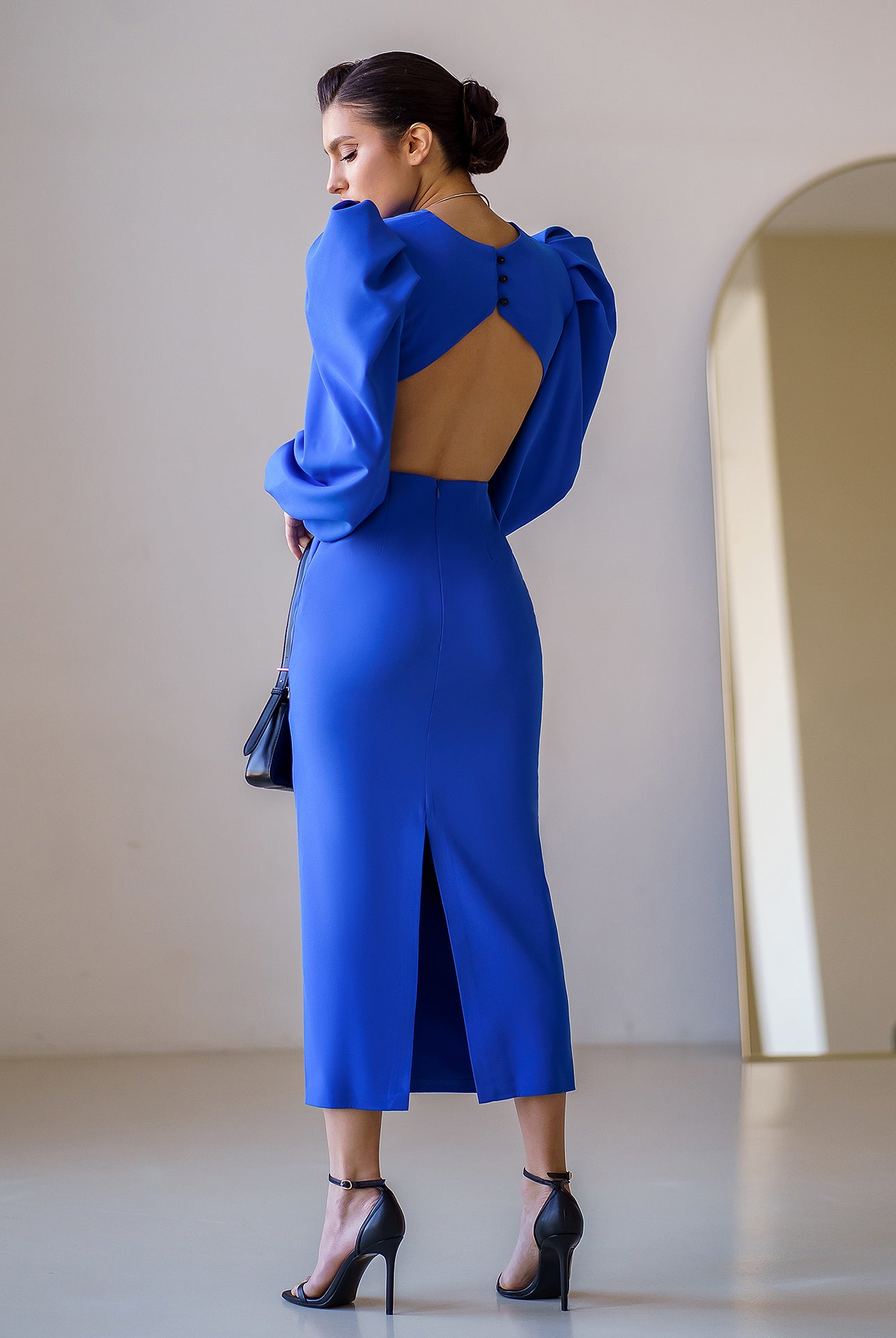 ELAGIA blue backless cut-out puff-sleeve midi dress side angle view - stylish 3 piece women's suit alternative