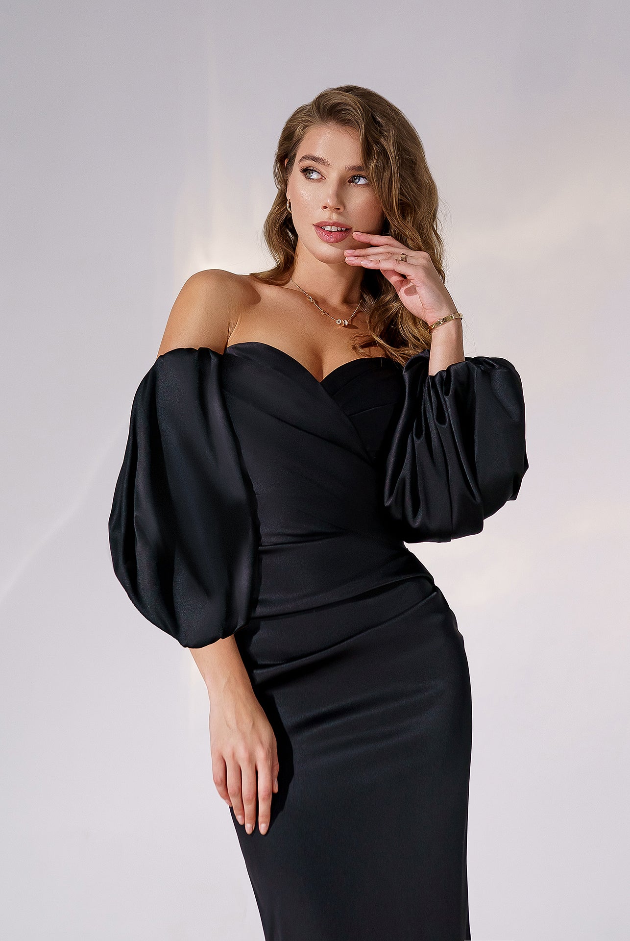 ELAGIA Black Satin Sweetheart Puff-Sleeve Midi Dress - neckline view 3 piece women's suit purple business suit women