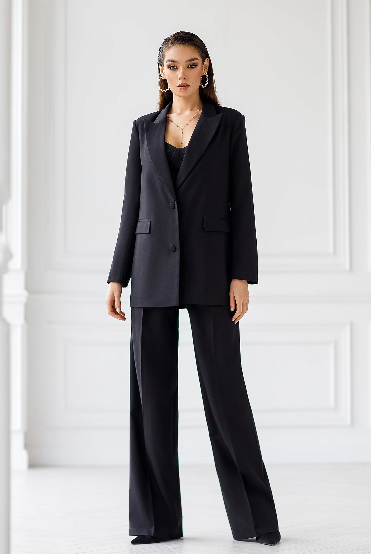 Black Single-Breasted Oversized Suit 2-Piece - view 10 | ELAGIA