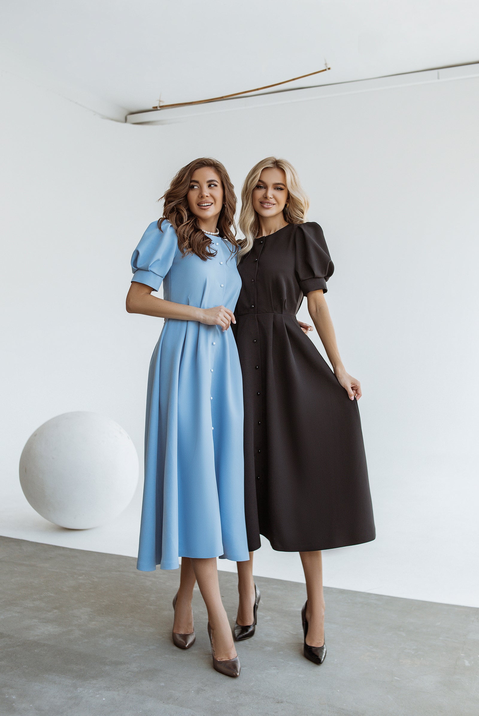 Black Buttoned Puff-Sleeve Midi Dress - view 6 | ELAGIA