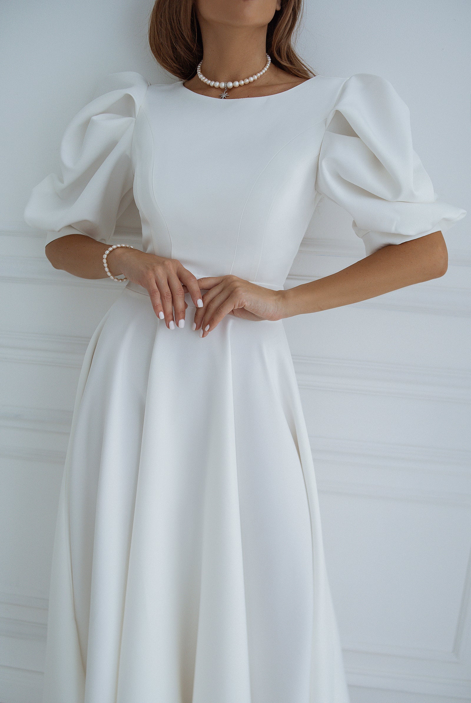 White Backless Puff-Sleeve Midi Dress