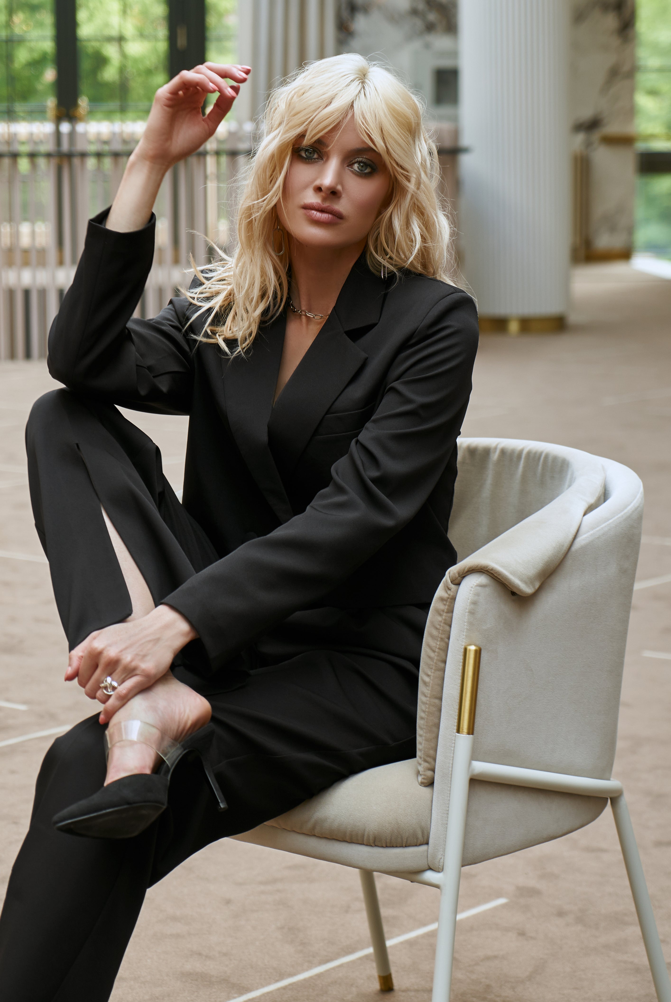 ELAGIA Black Crop Jacket Suit 2-Piece detail shot of cropped blazer and matching pants - business suit women