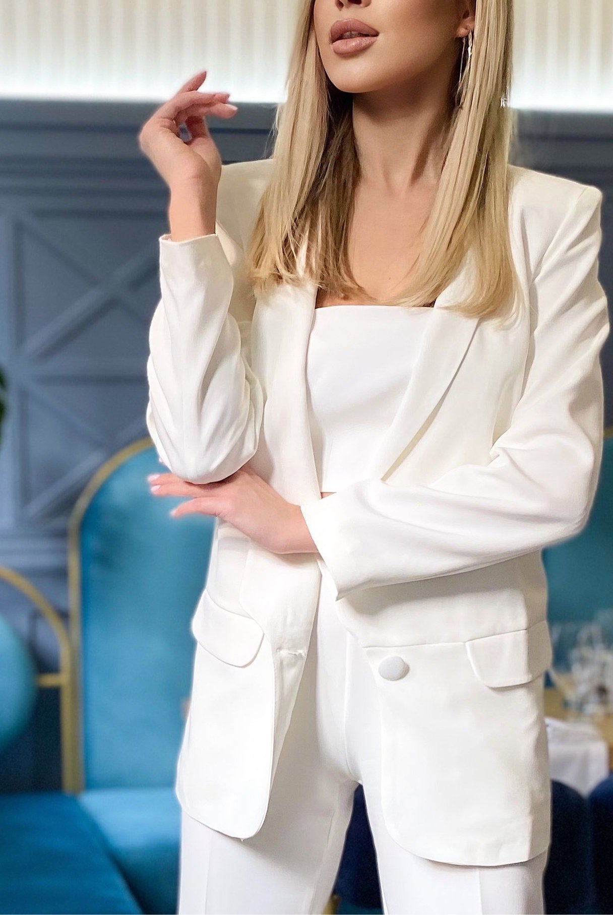 ELAGIA white shawl lapel 2-piece suit front view - 3 piece women's suit for professional business wear