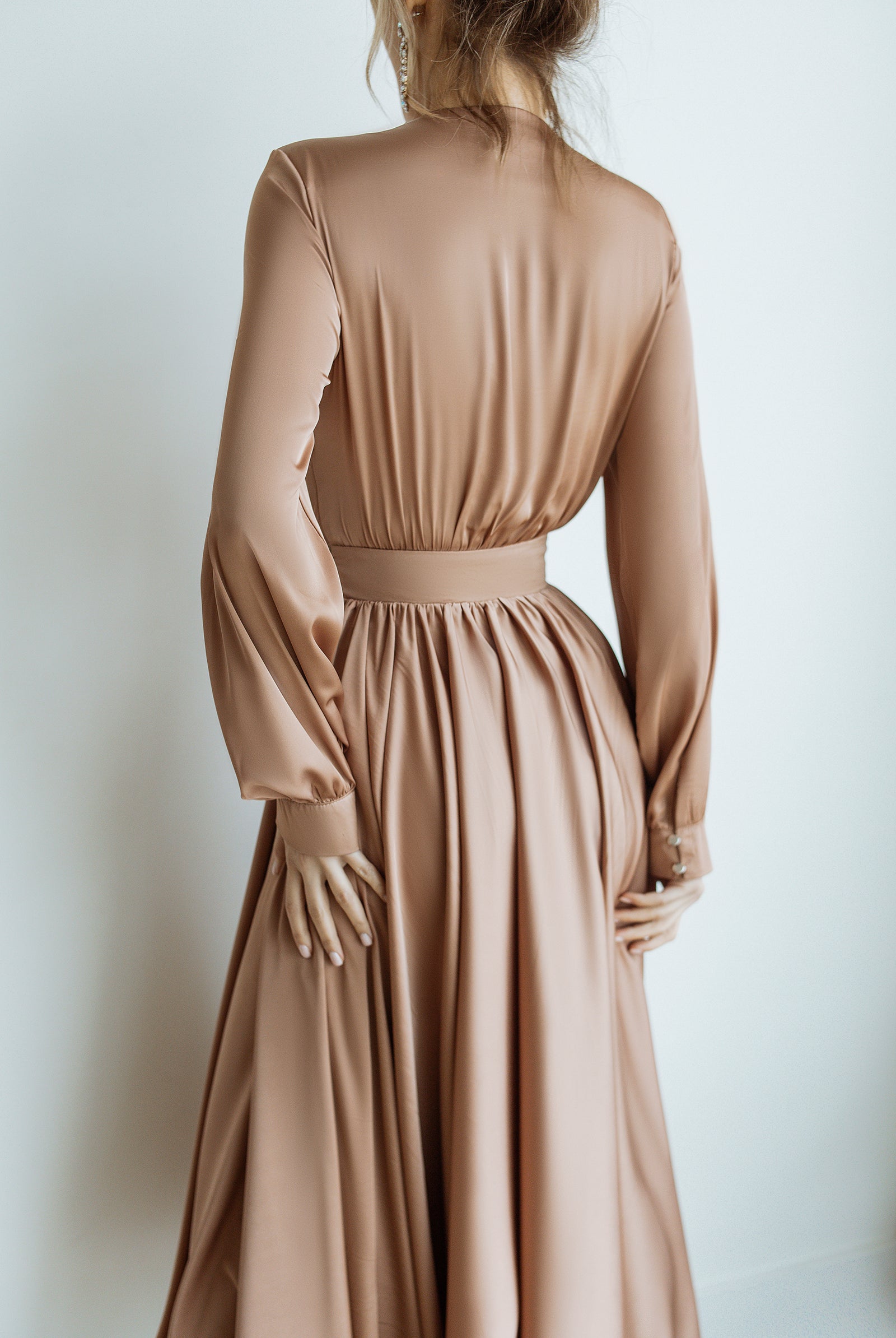 Beige Silk Long Sleeve Maxi Dress - close-up detail | ELAGIA