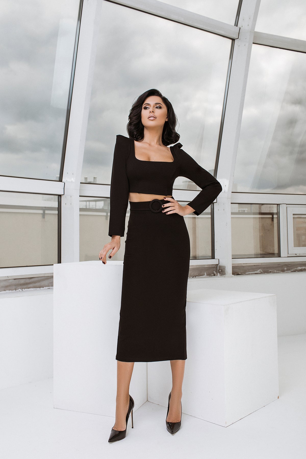 Black 2-Piece Suit Set Long Sleeve Top Maxi Skirt