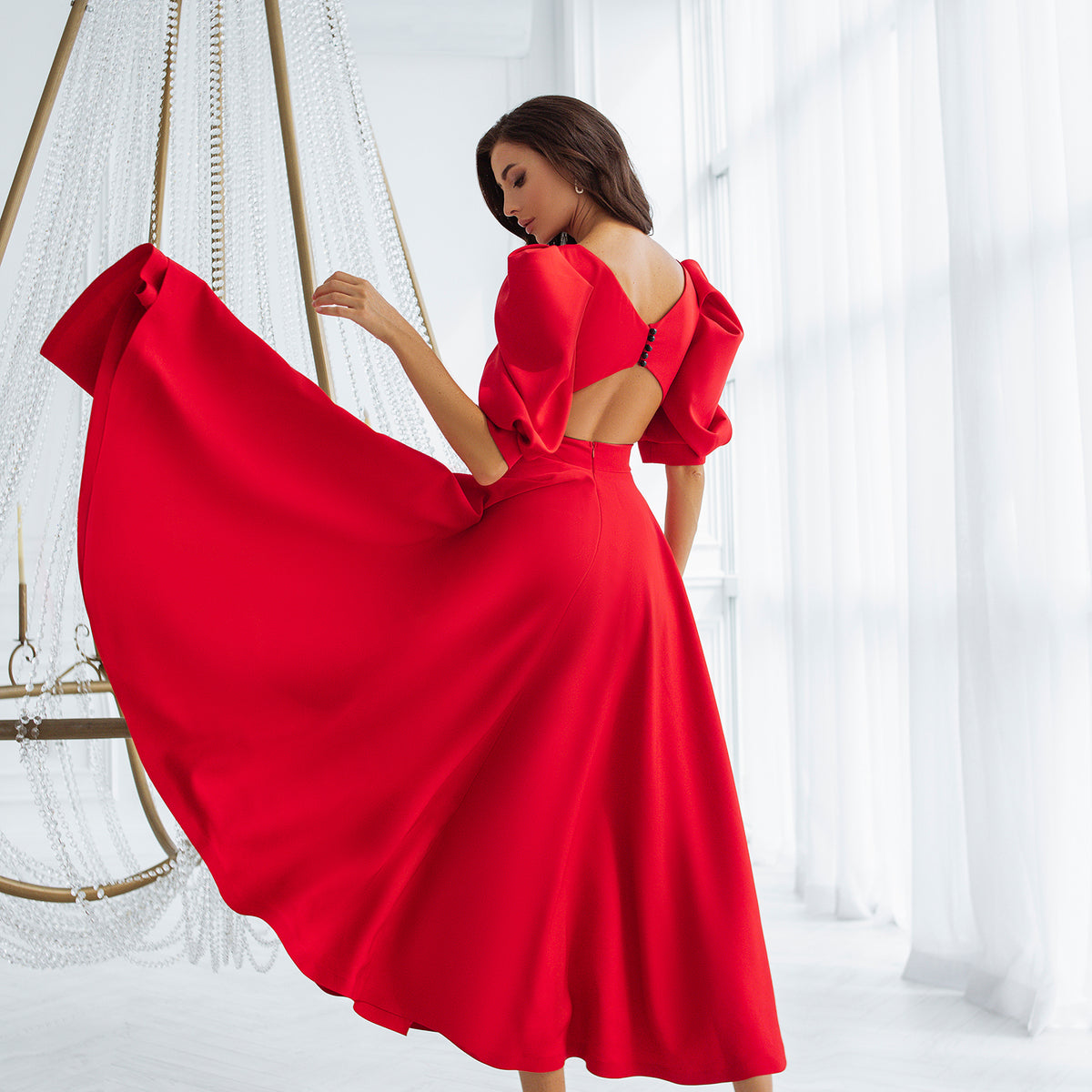 Red Backless Puff-Sleeve Midi Dress | Elagia Red / M Red Backless Puff-Sleeve Midi Dress | Elagia Red / M