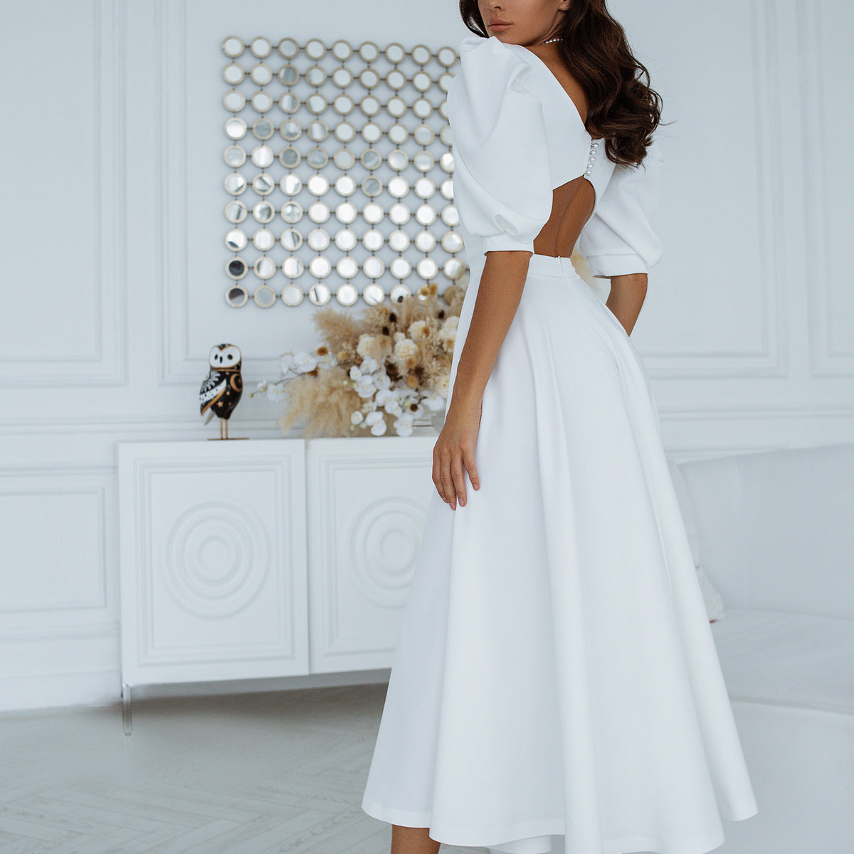 White Backless Puff-Sleeve Midi Dress | Elagia White / M White Backless Puff-Sleeve Midi Dress | Elagia White / M