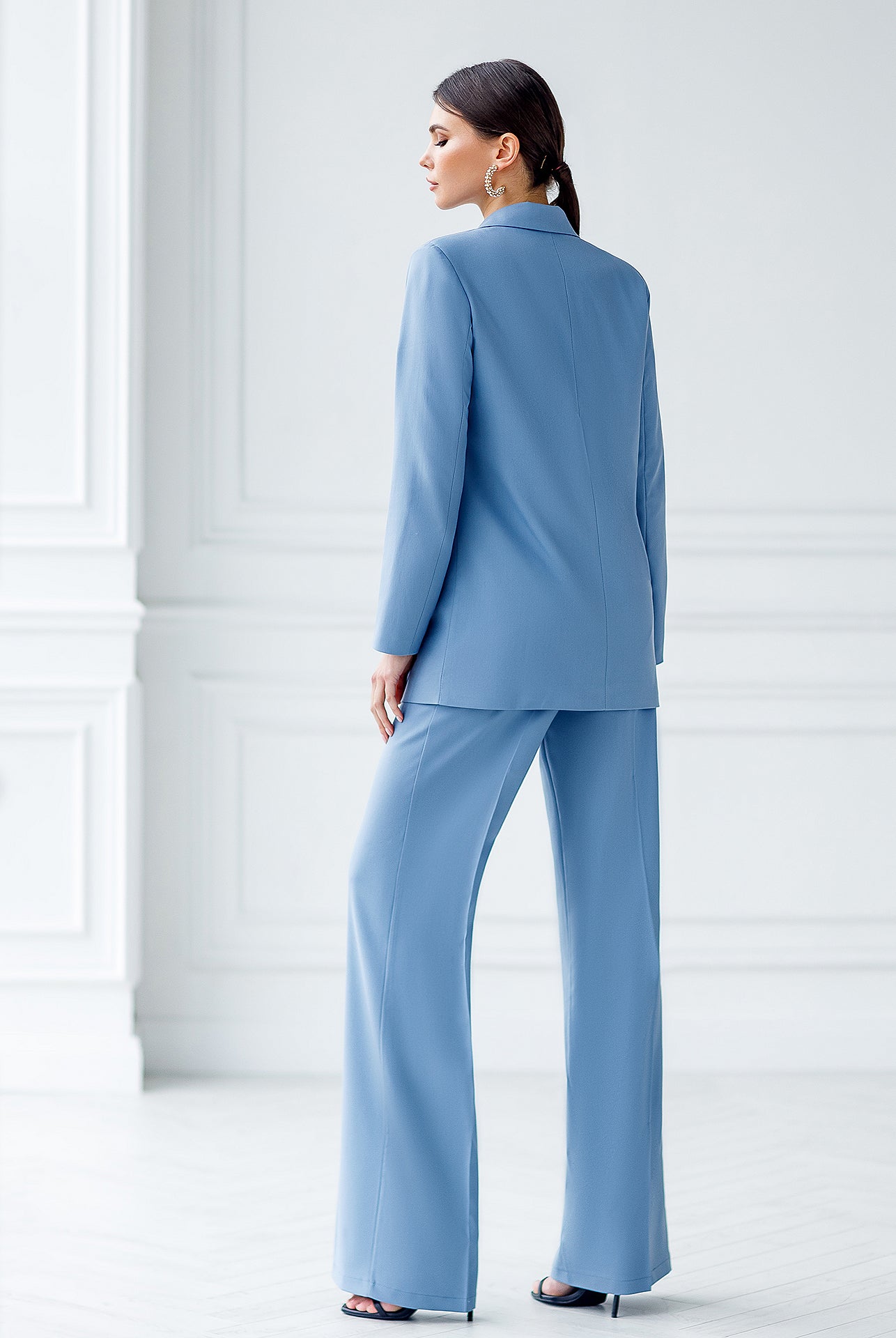 Grey-Blue Single-Breasted Oversized Suit 2-Piece - side view | ELAGIA