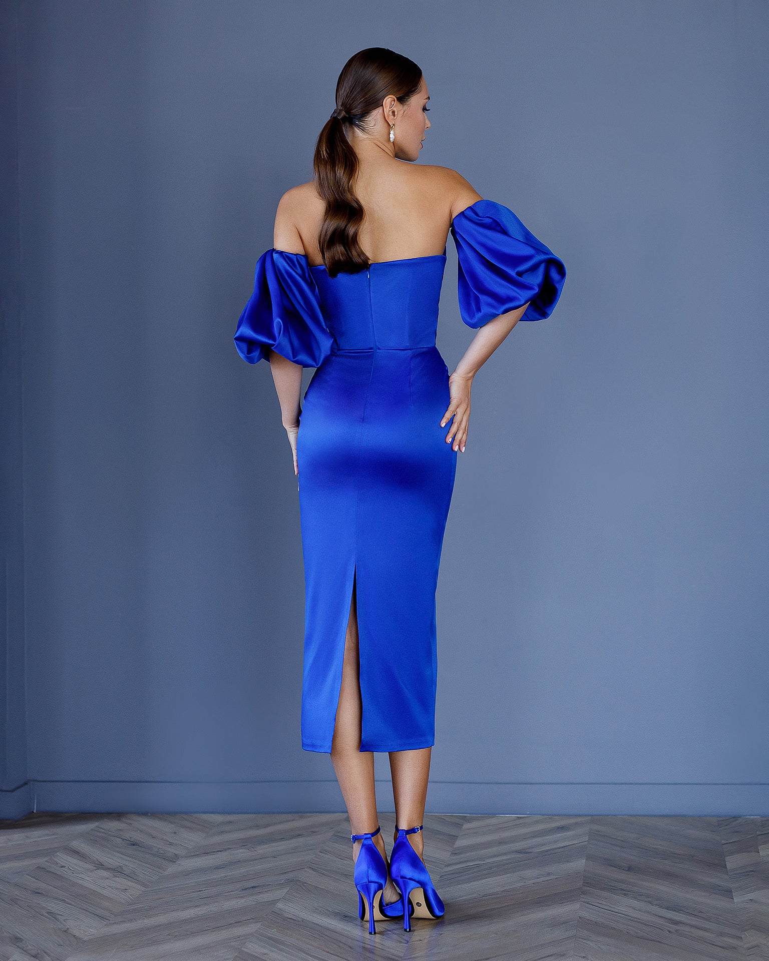Blue Satin Sweetheart Puff-Sleeve Midi Dress