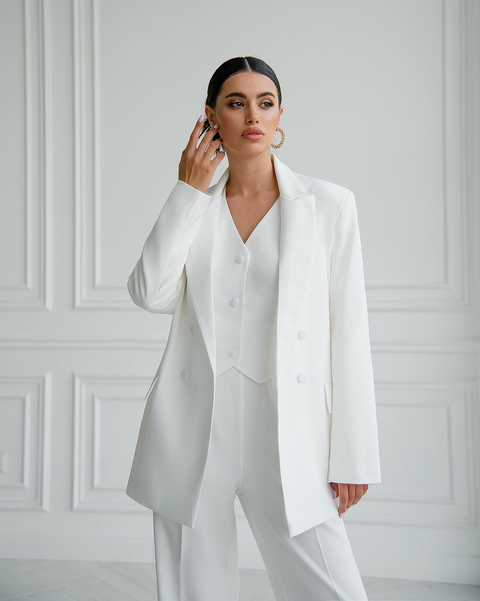 White Double-Breasted 3-Piece Suit