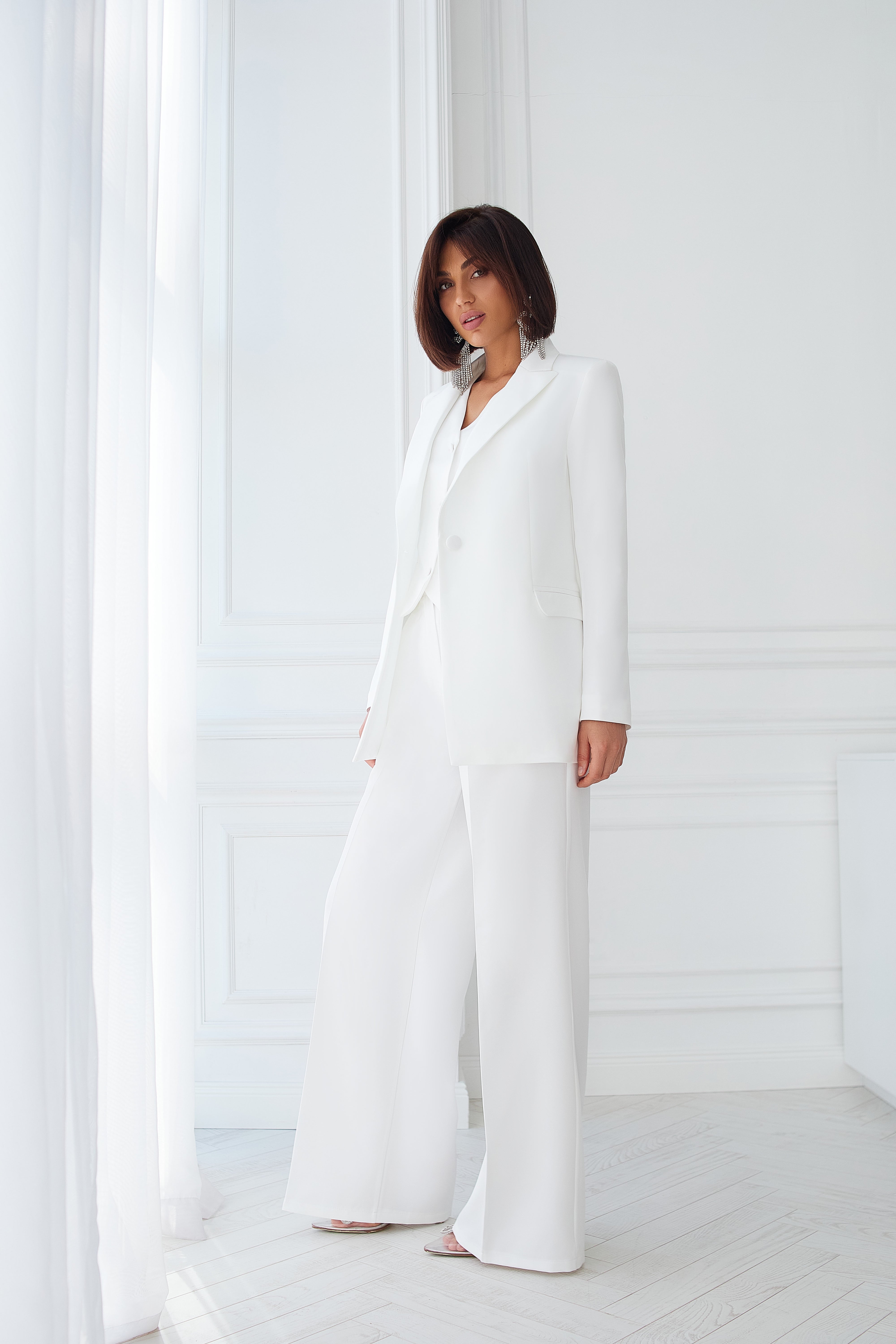White Oversized 3-Piece Suit
