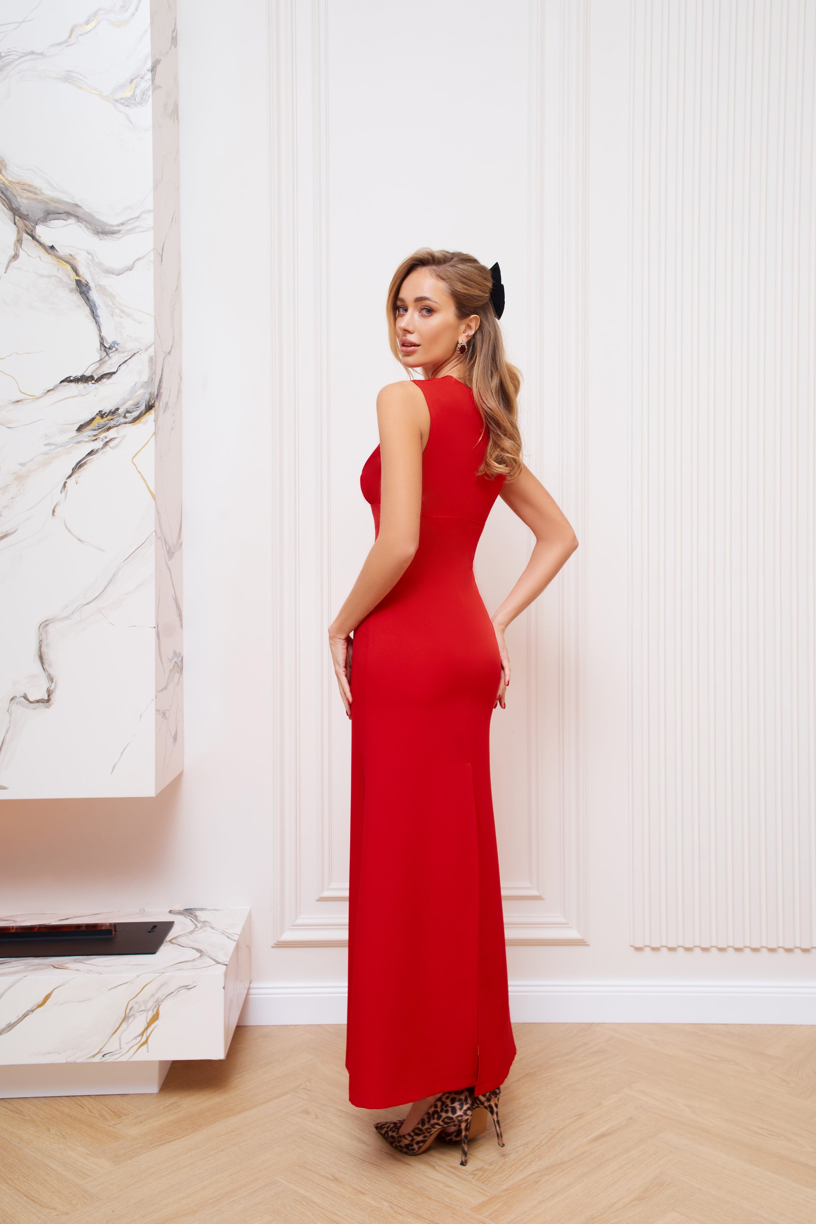 Red Sleeveless V-neck Maxi Dress