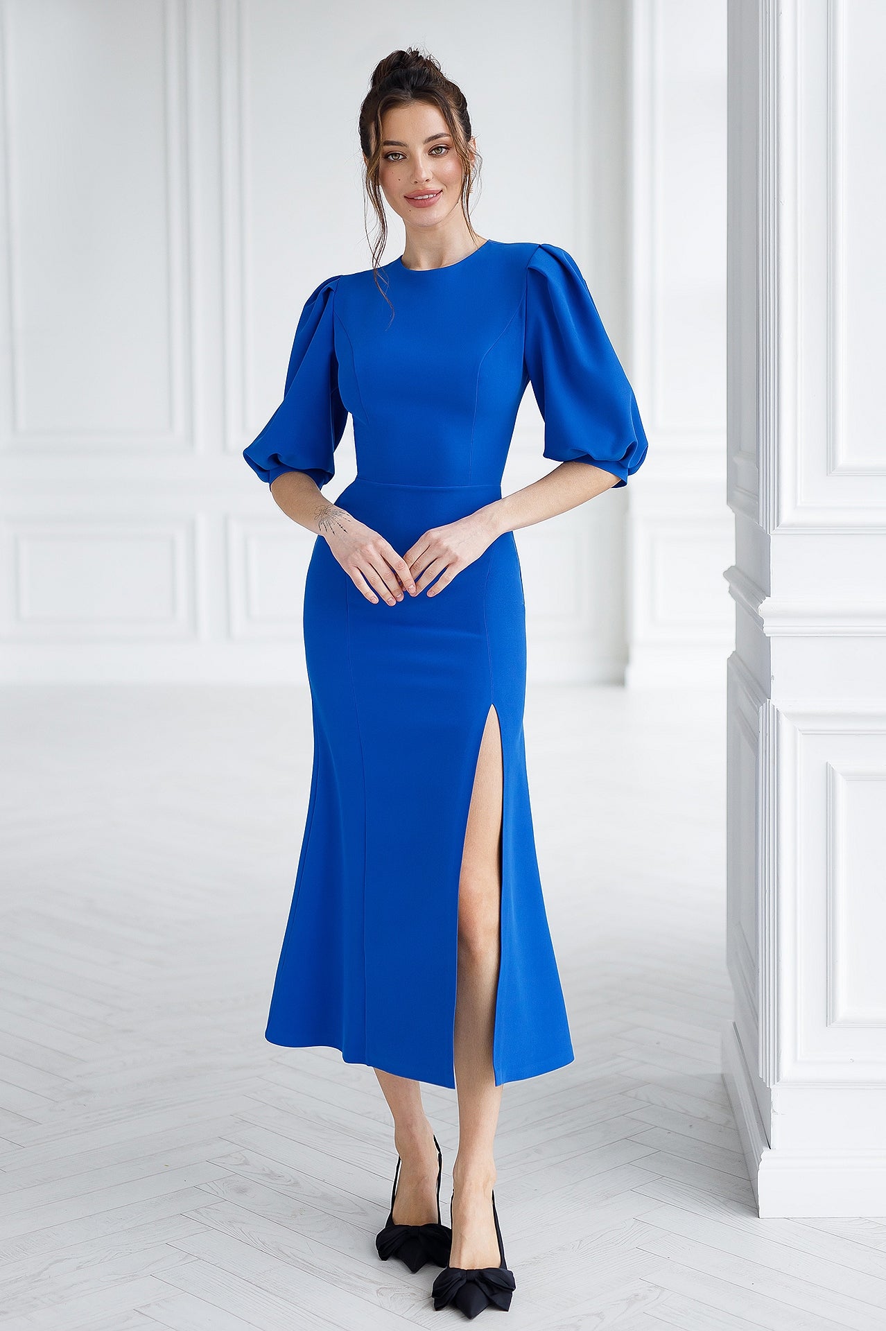Blue Puff-Sleeve Midi Dress
