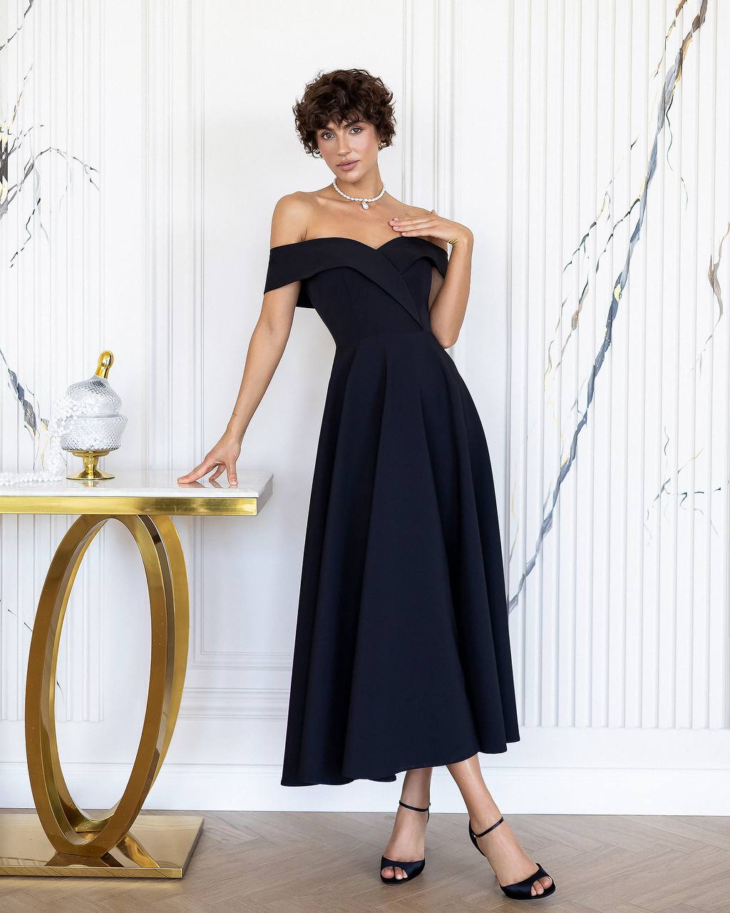 Black V-neck Cocktail Midi Dress