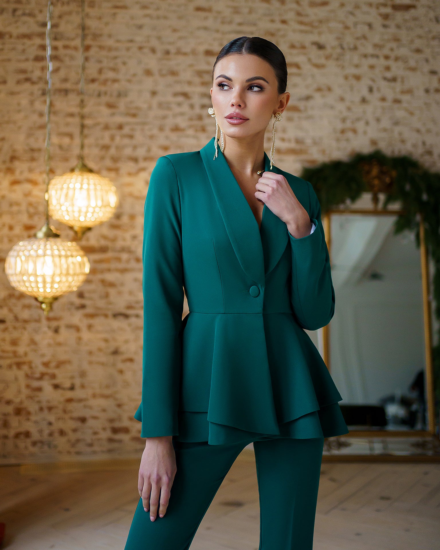 Emerald Shawl Lapel Suit 2-Piece