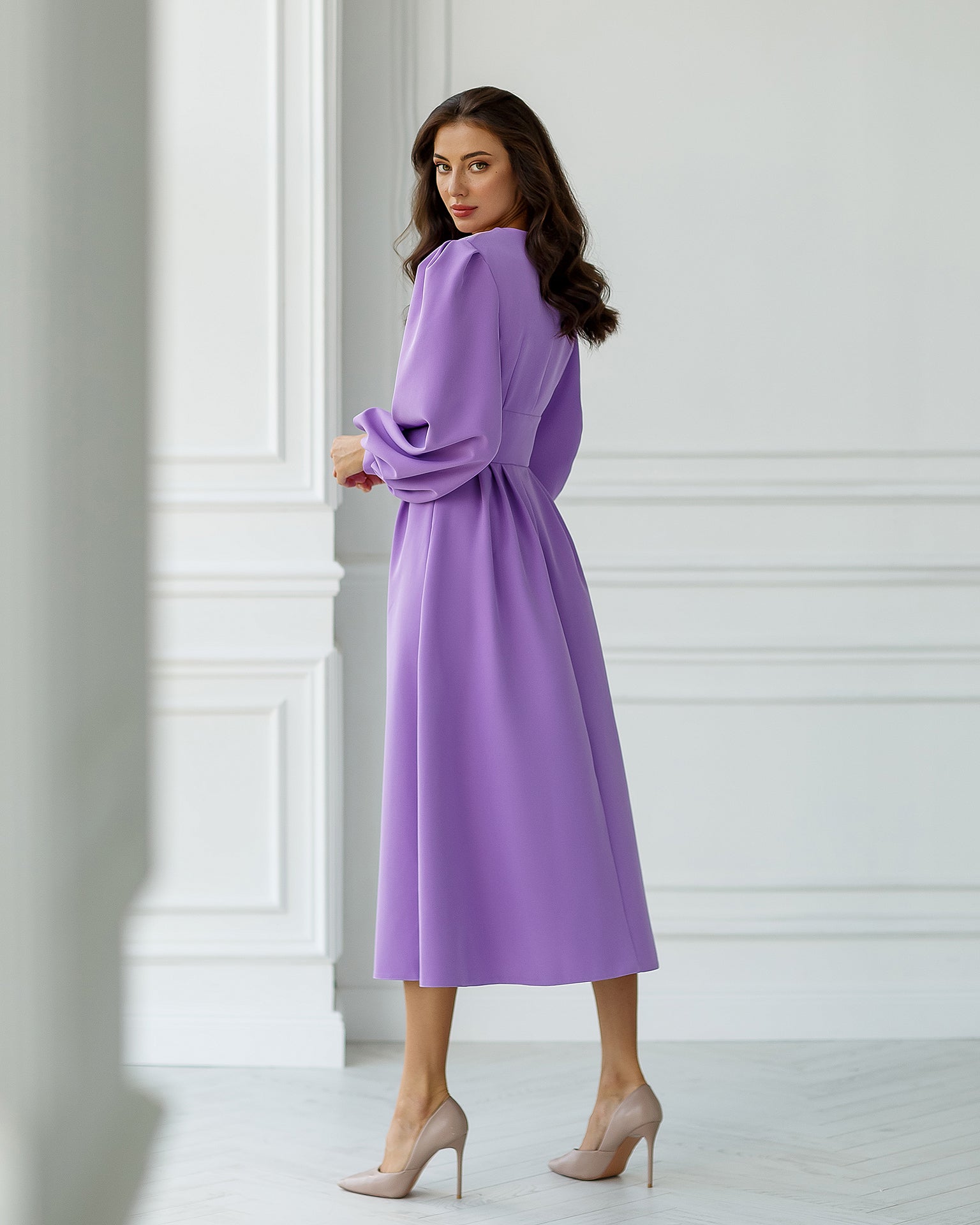 Purple V-Neck Puff-Sleeve Midi Dress