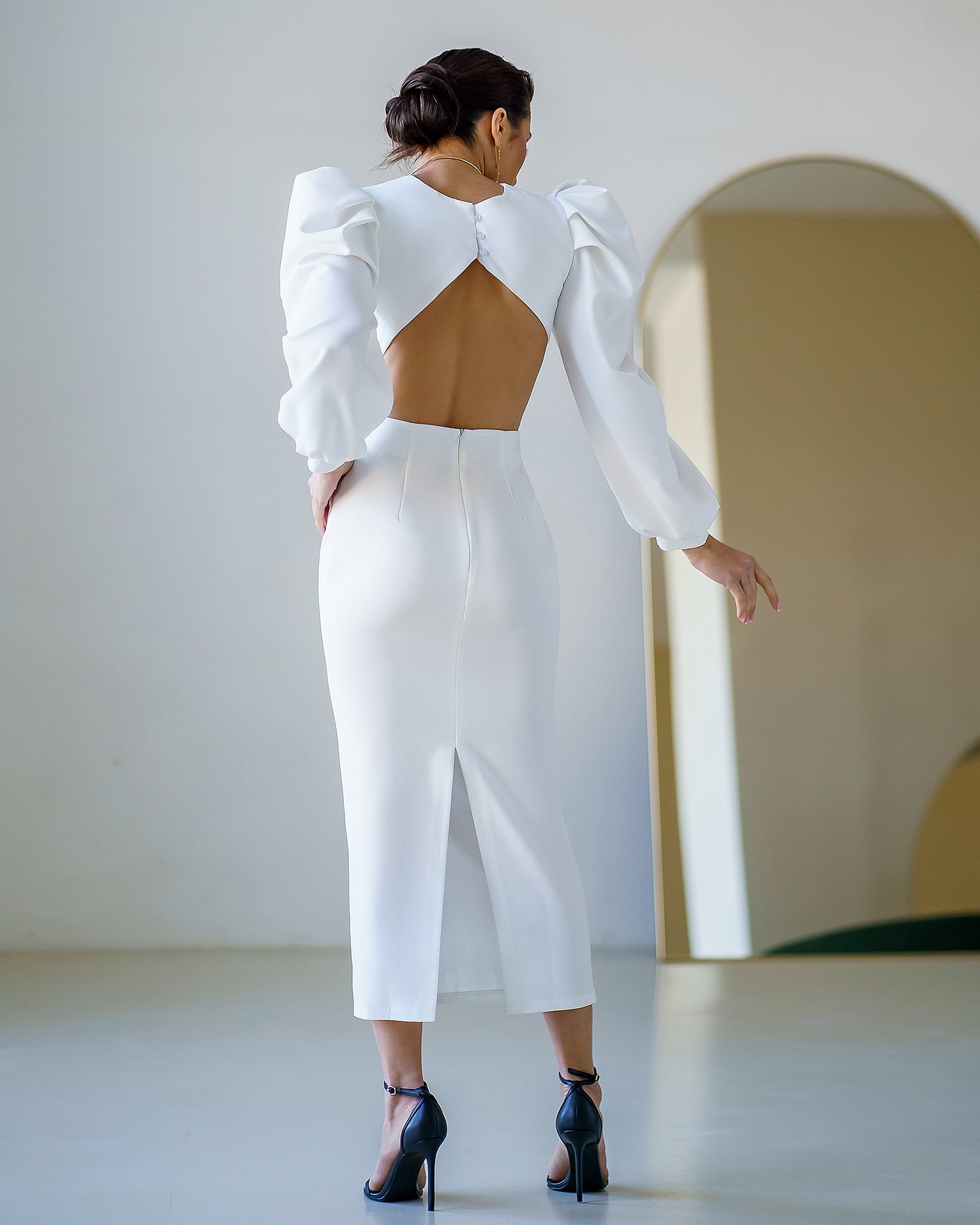 White Backless Cut-Out Puff-Sleeve Midi Dress