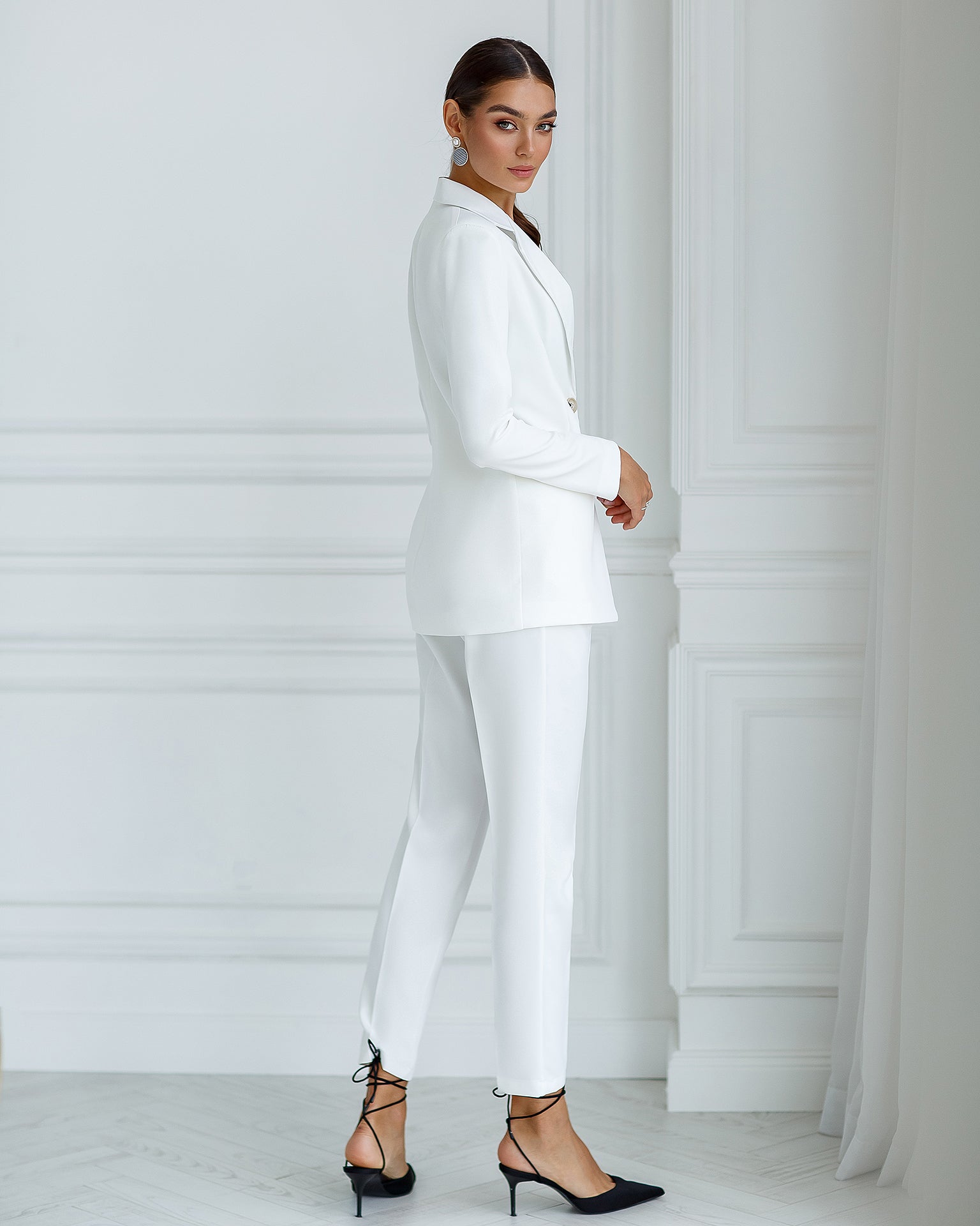 London White Slim-Fit Suit 2-Piece