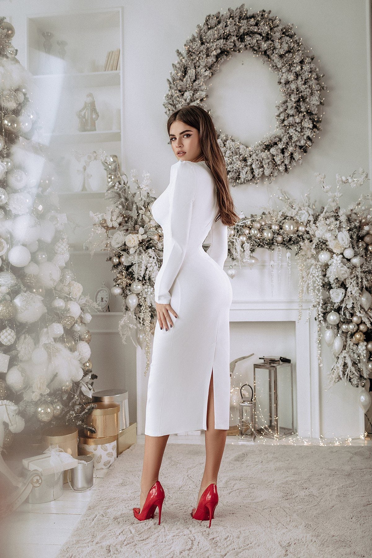 White Long Sleeve V-neck Midi Dress