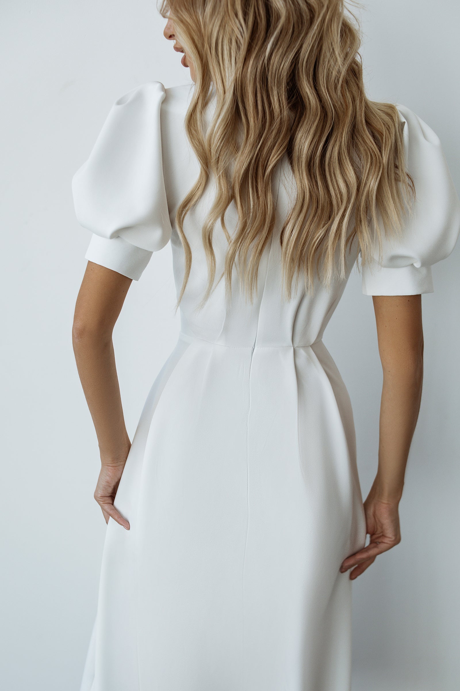 White Buttoned Puff-Sleeve Midi Dress