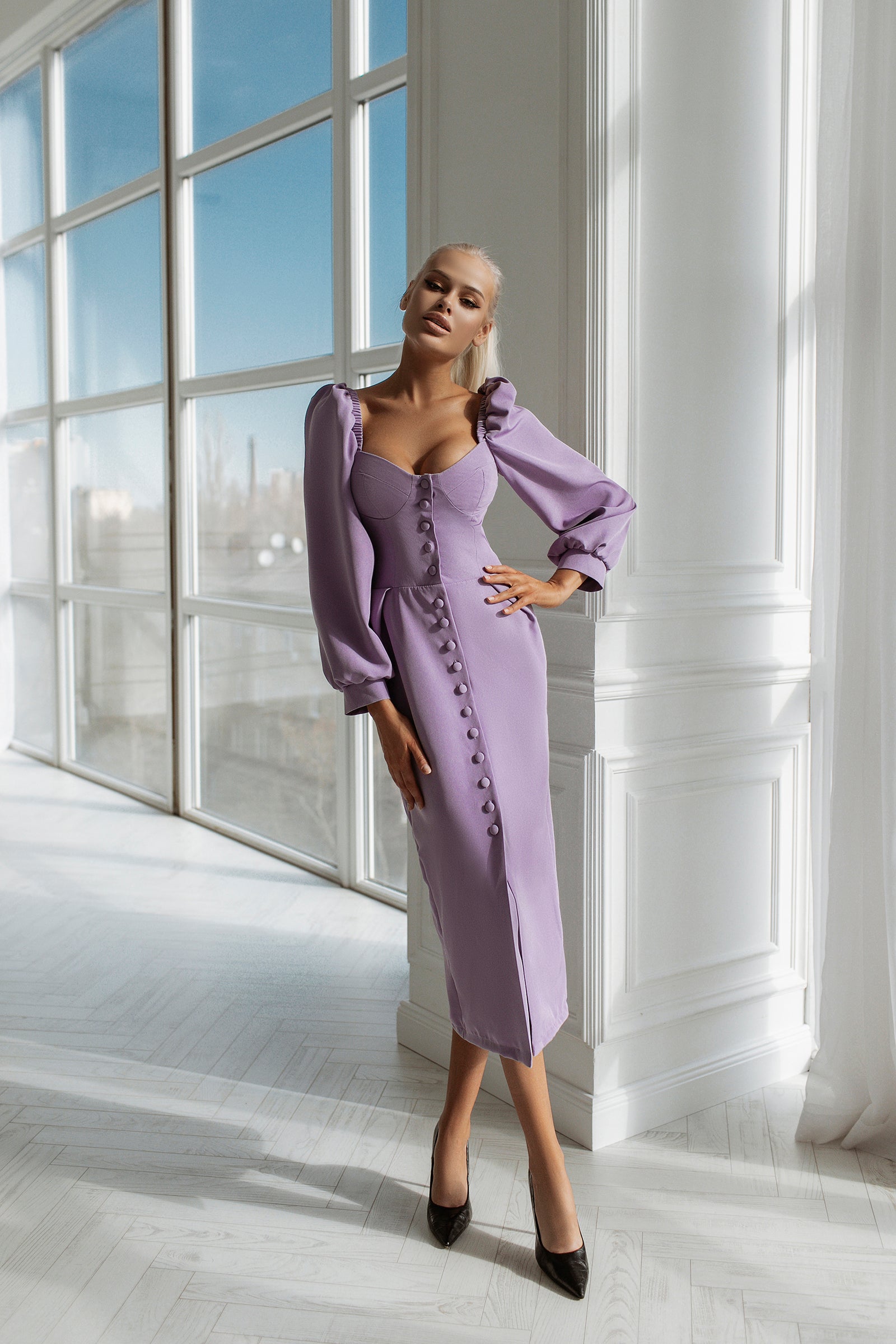 Lavender Sweetheart Puff-Sleeve Midi Dress